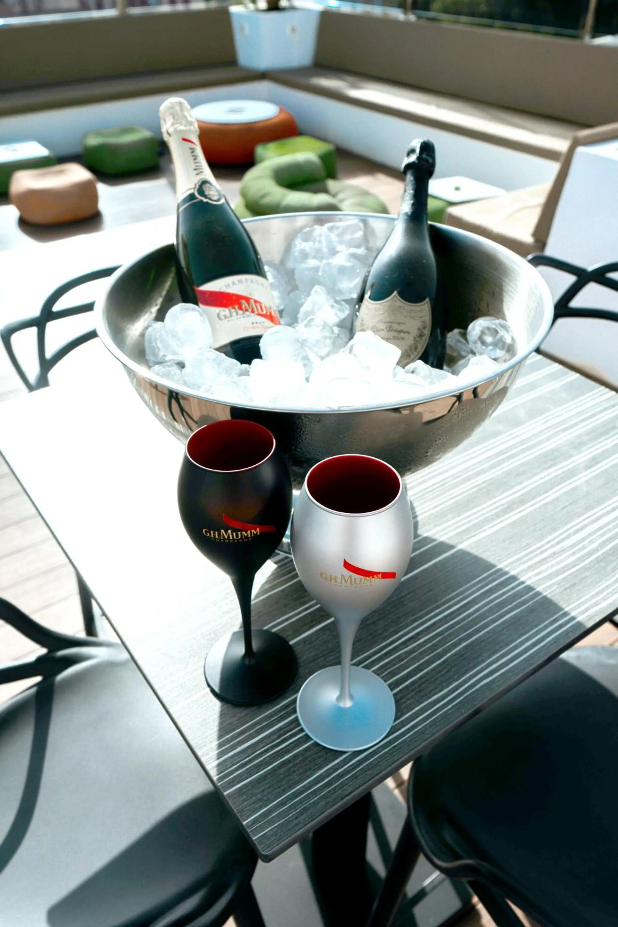 Drinks in DAOS Suites & Terrace Marbella