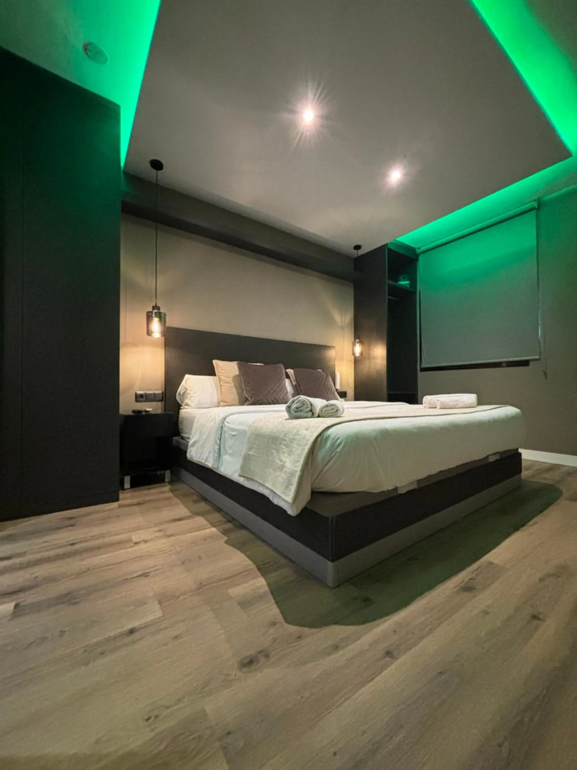 Bed in DAOS Suites & Terrace Marbella