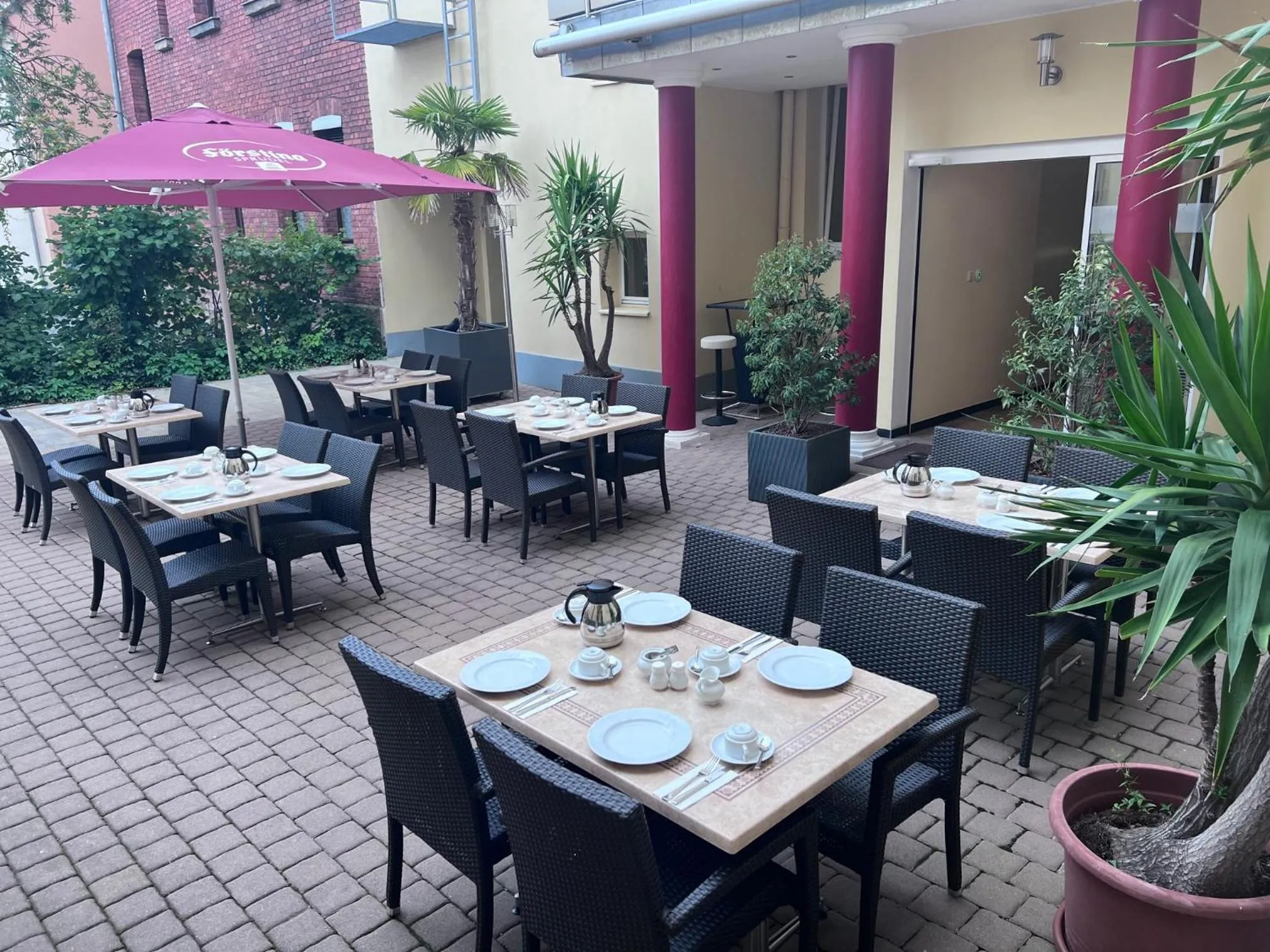 The KRAL - Business Hotel & Serviced Apartments