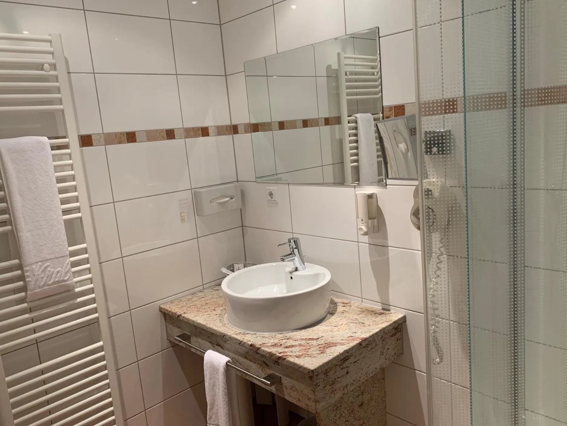 The KRAL - Business Hotel & Serviced Apartments