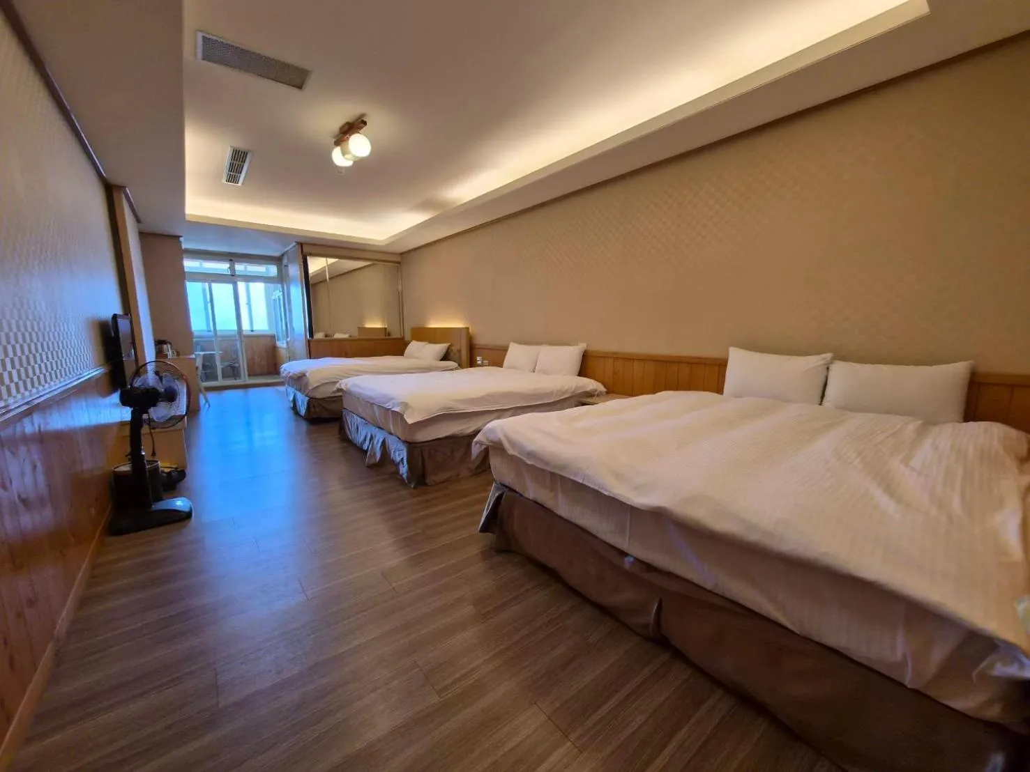Bed in Dragon Manor Resort