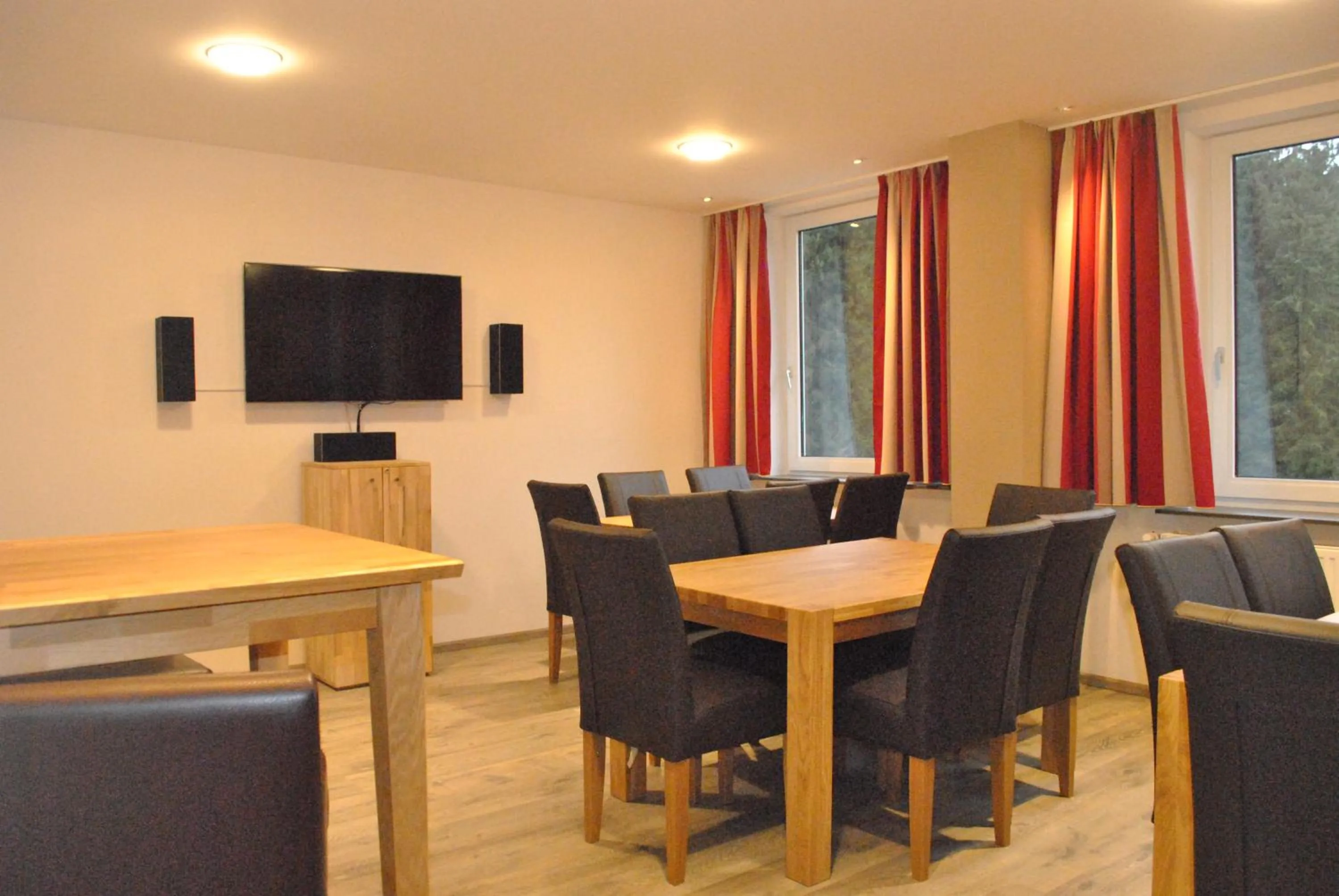 Communal lounge/ TV room in Flambacher Mühle