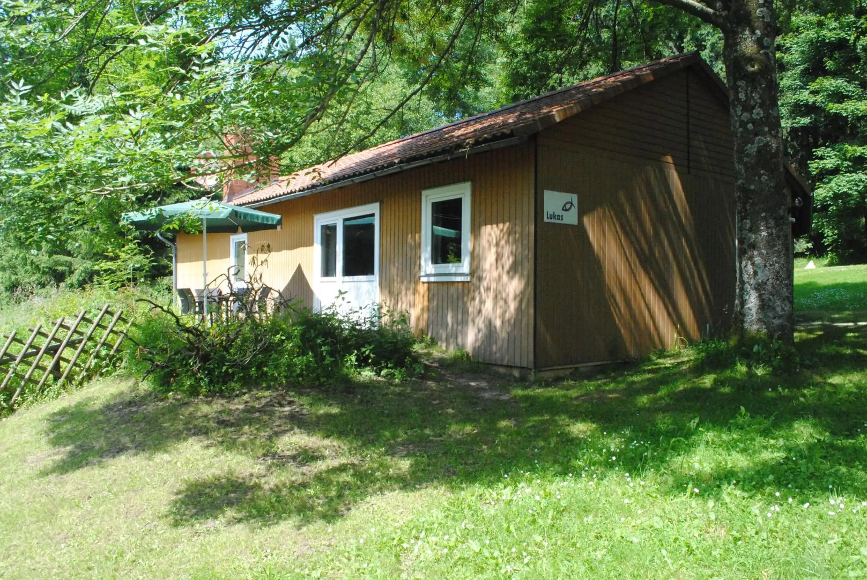Three-Bedroom Bungalow in Flambacher Mühle Three-Bedroom Bungalow in Flambacher Mühle