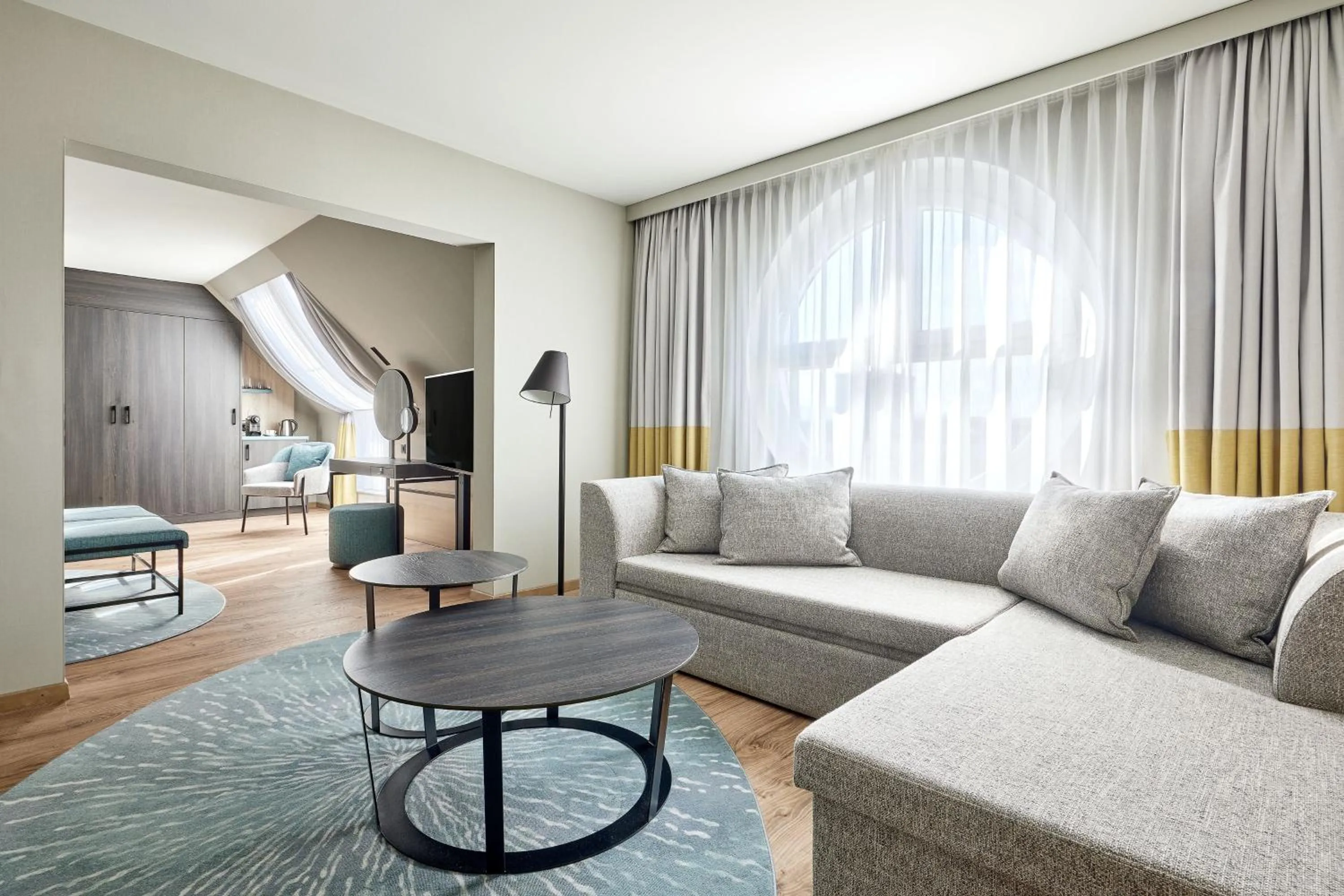 Living room in Basel Marriott Hotel