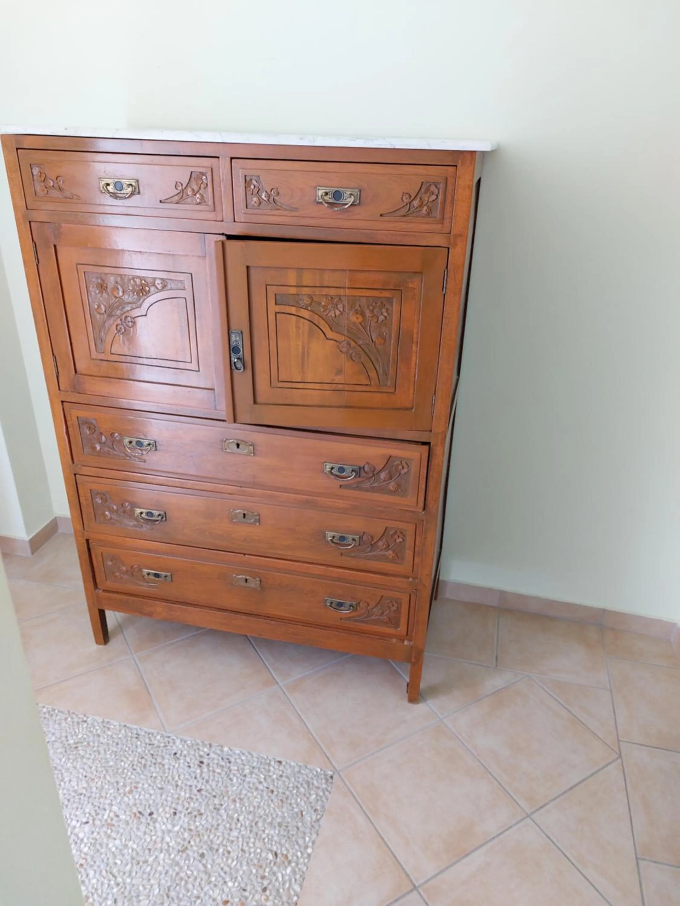 PLEIADES lUXURY APARTMENTS