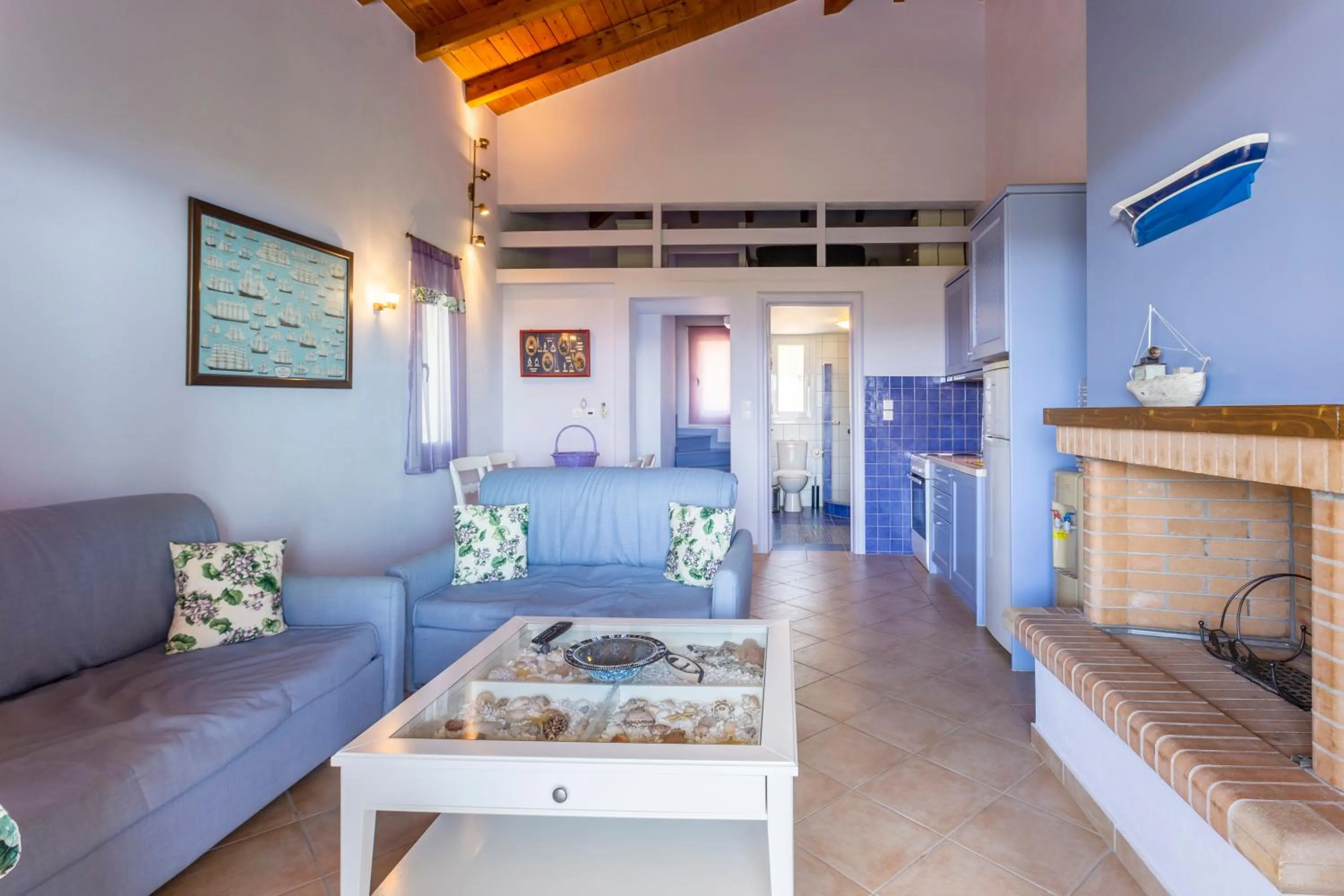 TV and multimedia in PLEIADES lUXURY APARTMENTS