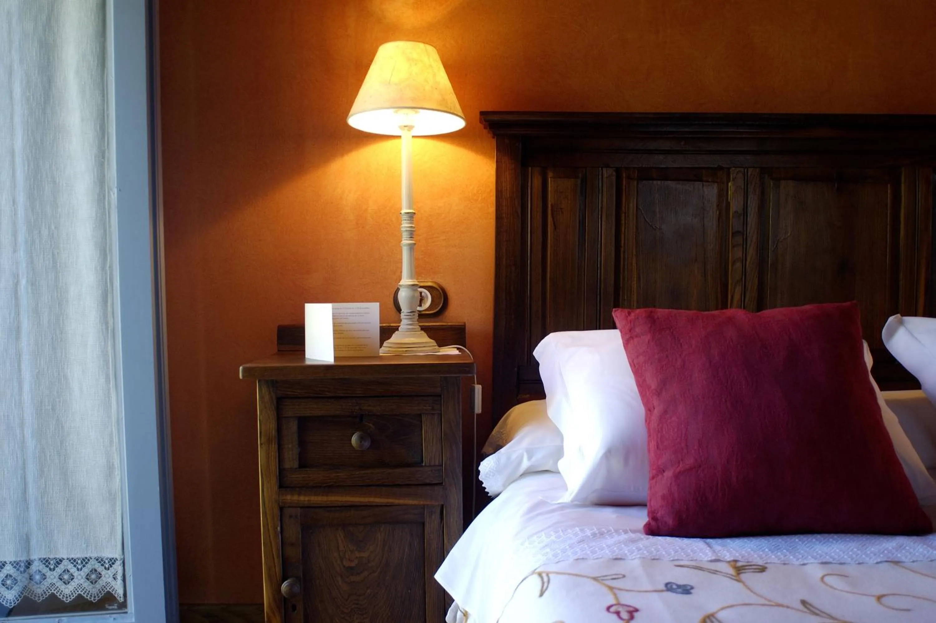 Decorative detail, Bed in Casa do Castelo de Andrade