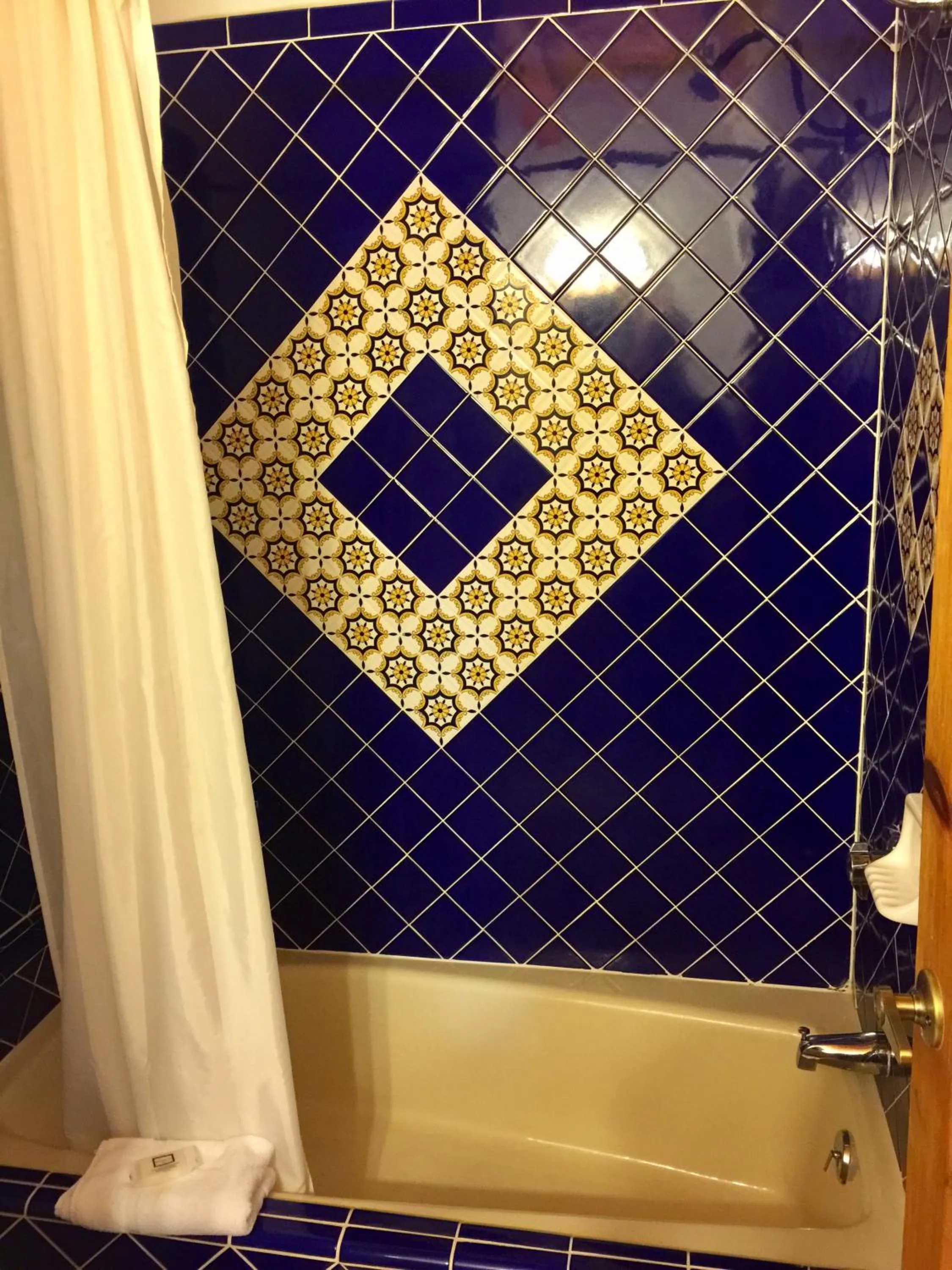 Shower in Guadalupe Inn