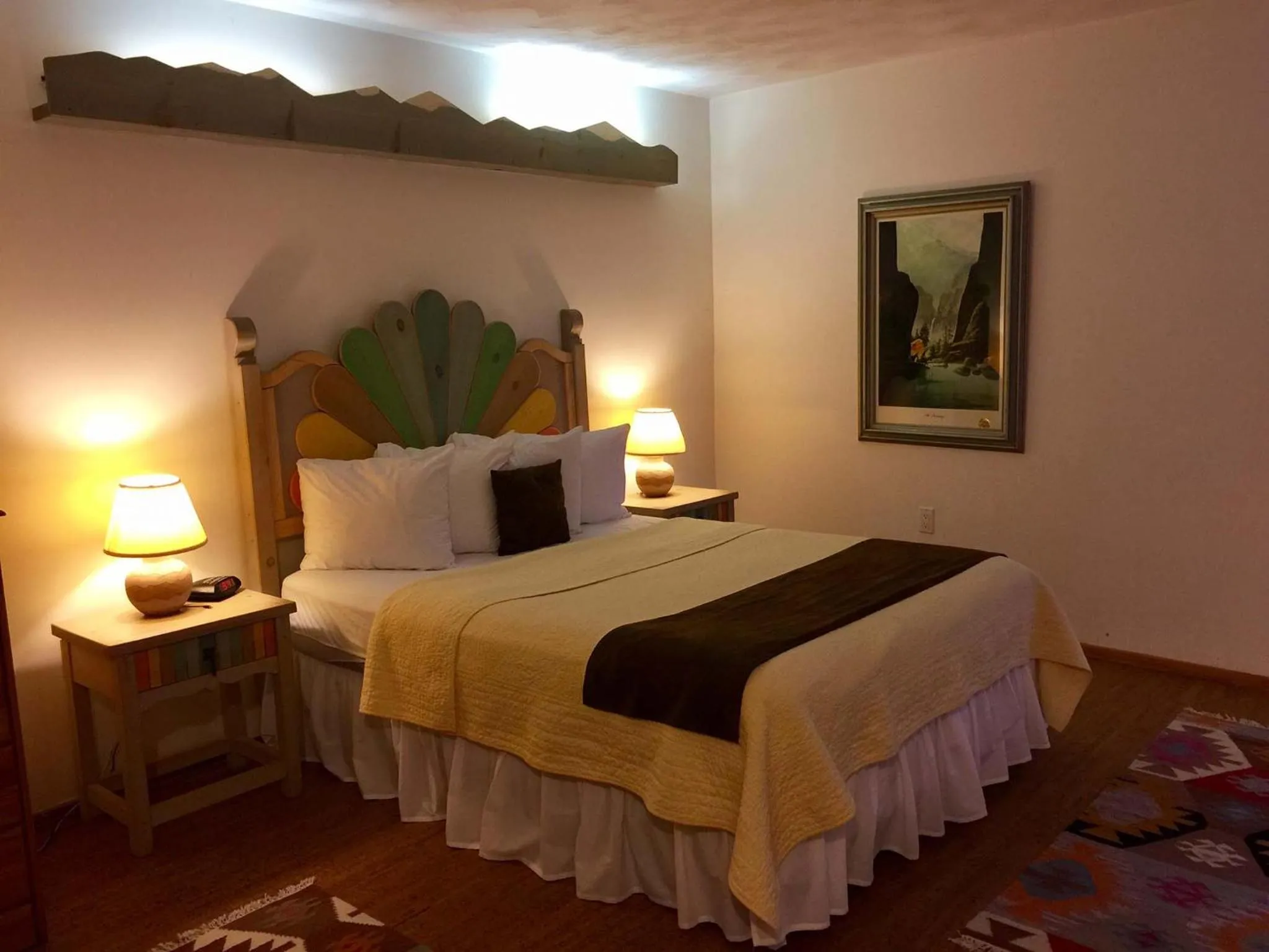 Bedroom, Bed in Guadalupe Inn