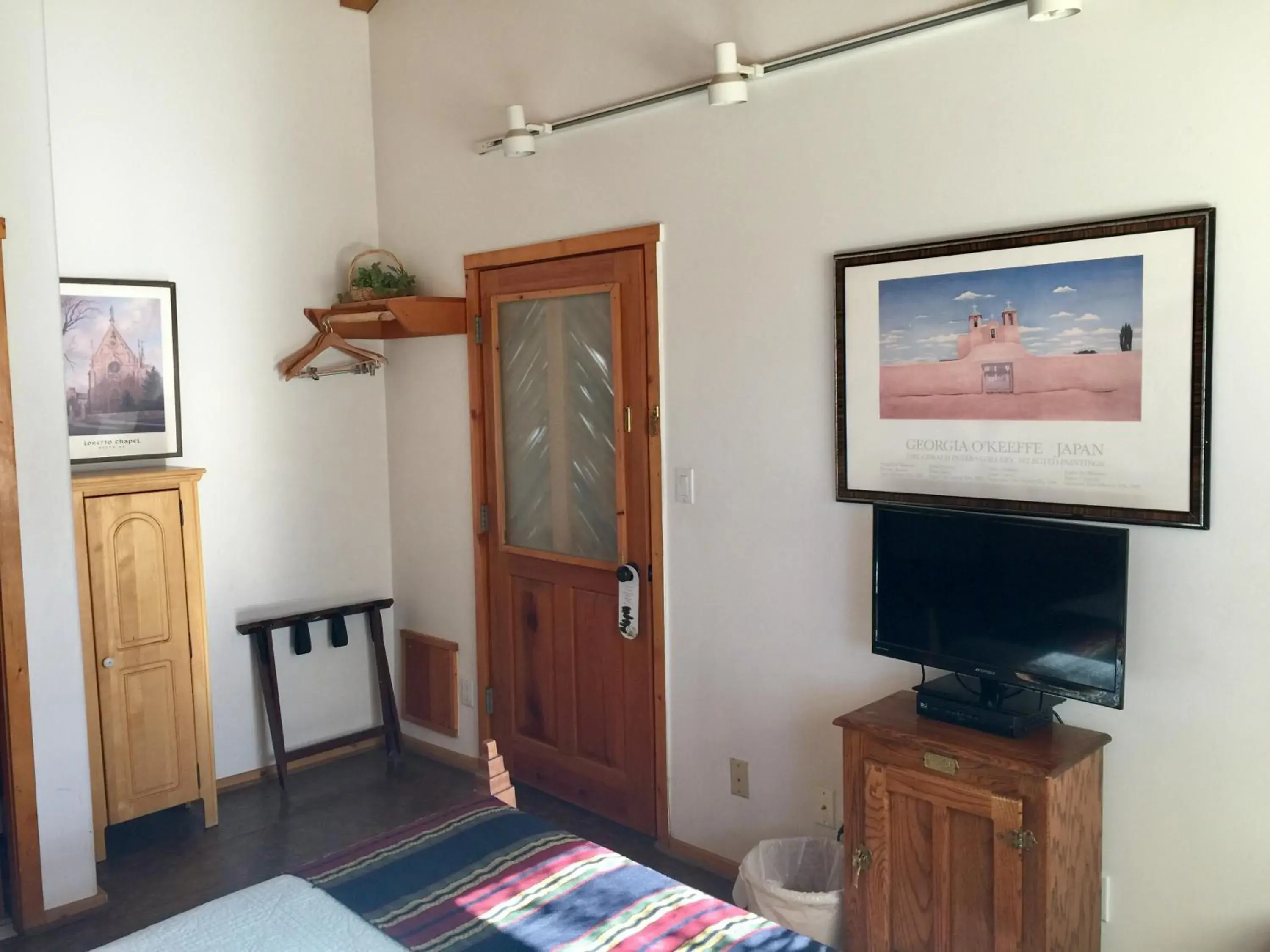 Queen Room in Guadalupe Inn Queen Room in Guadalupe Inn