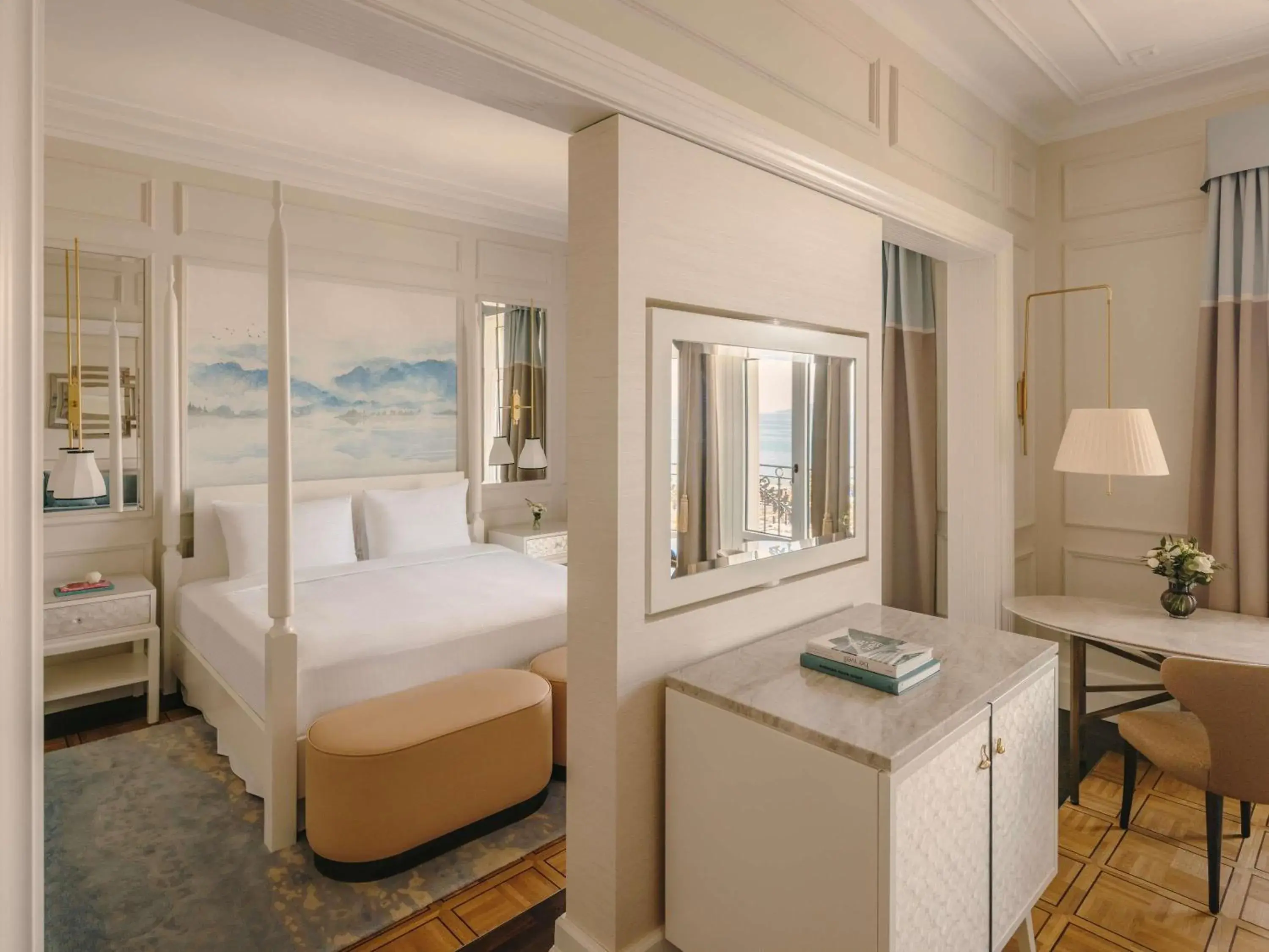 Signature Suite with Lake View in Fairmont Le Montreux Palace Signature Suite with Lake View in Fairmont Le Montreux Palace