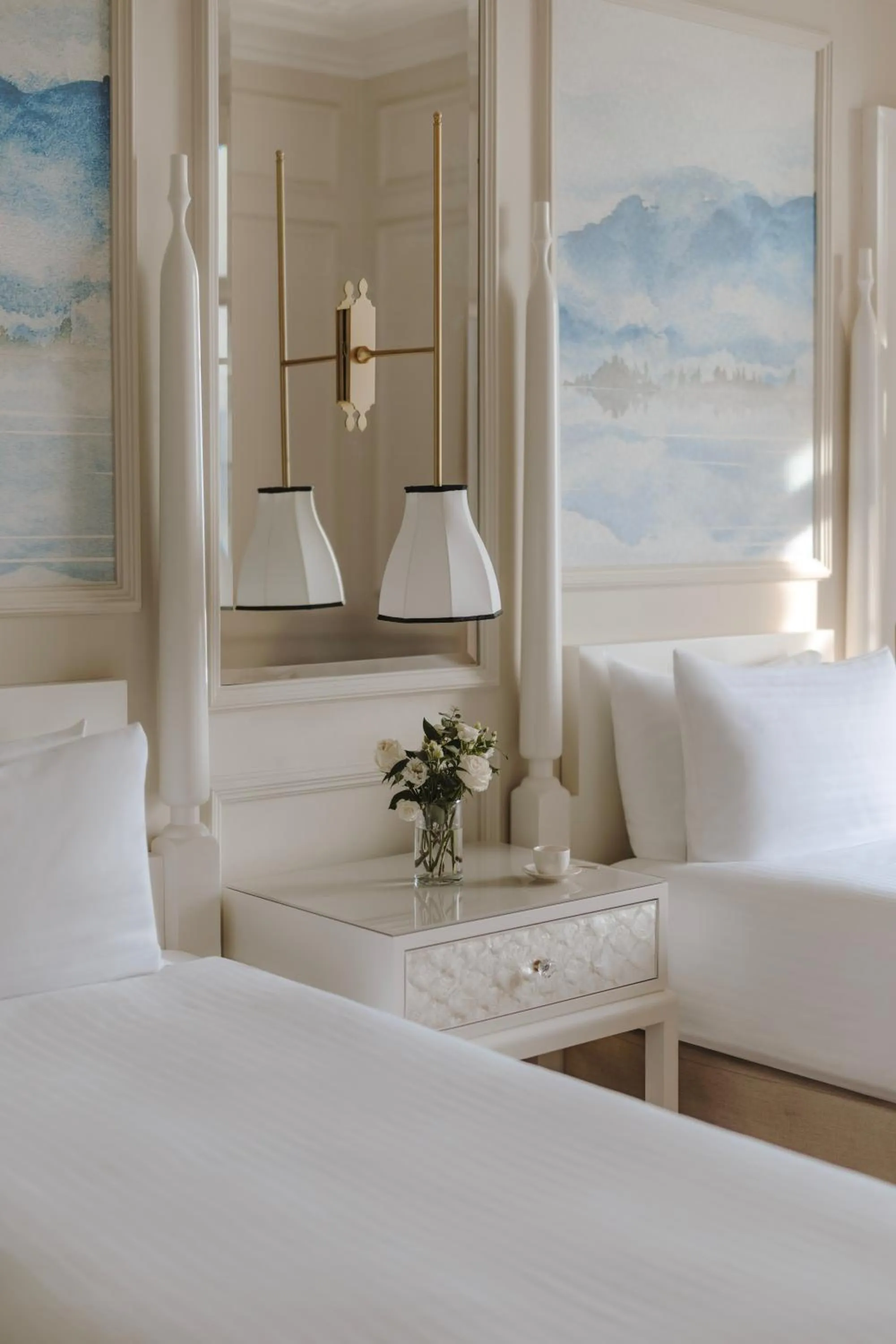 Bedroom, Bed in Fairmont Le Montreux Palace