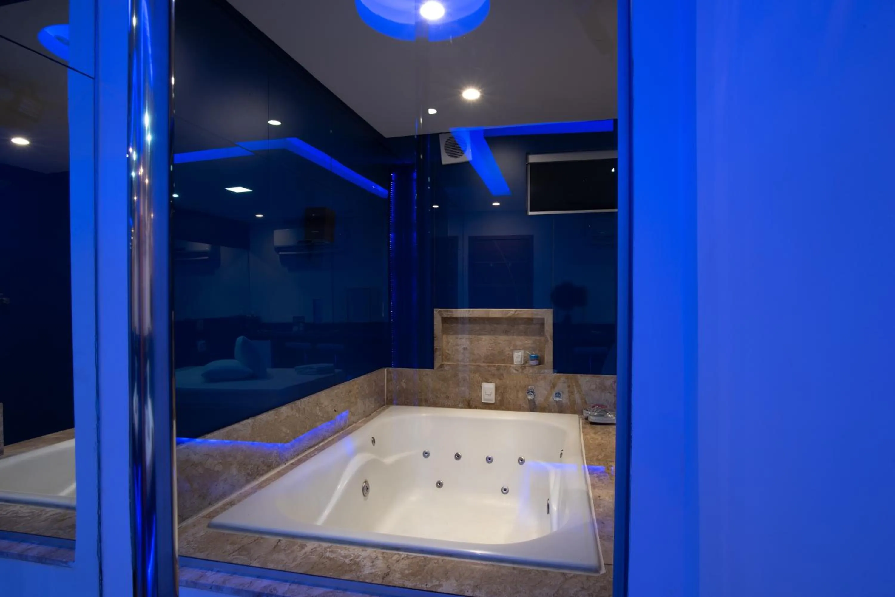 Hot Tub in Motel fantasy 4 (adult Only)