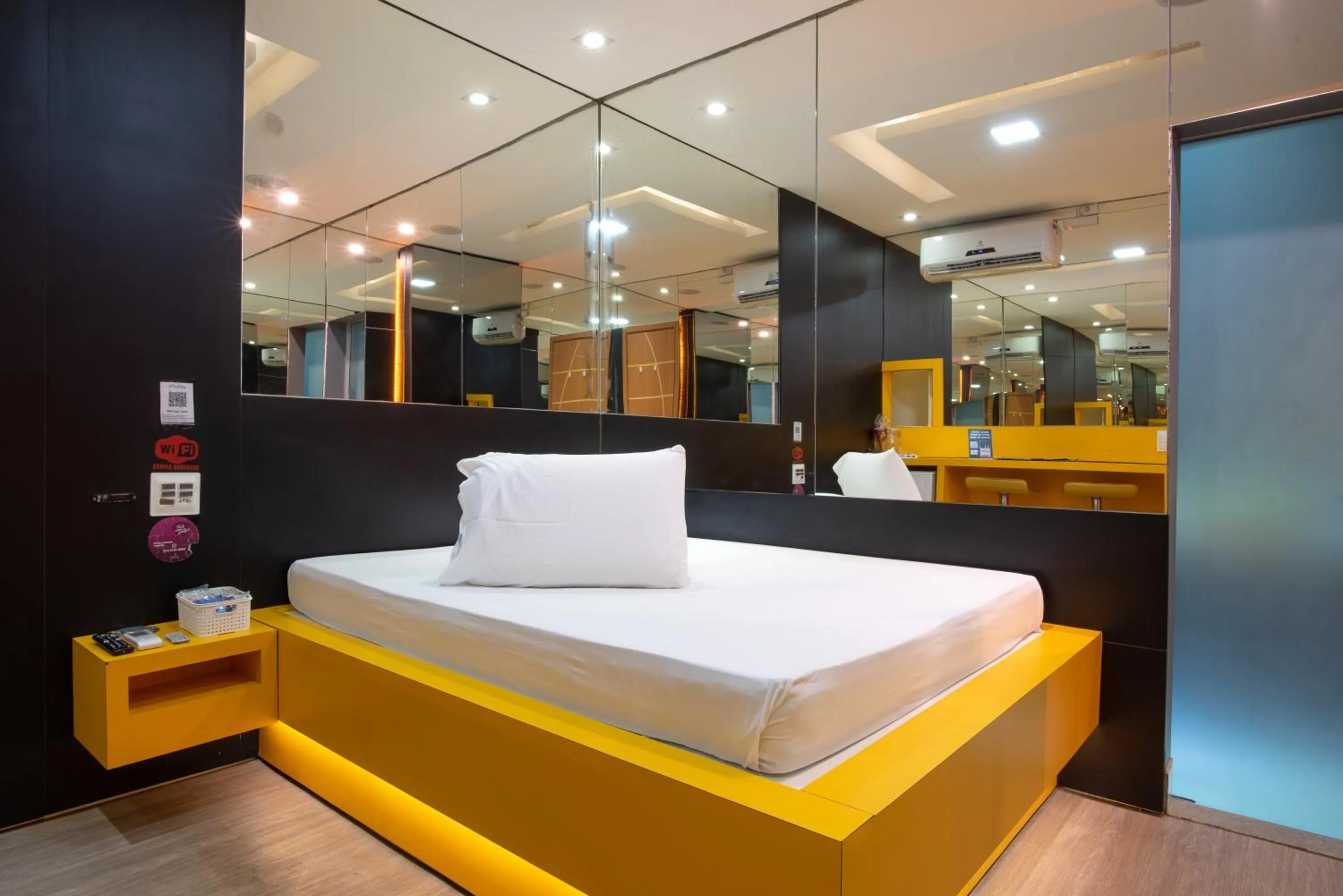 Bed in Motel fantasy 4 (adult Only)