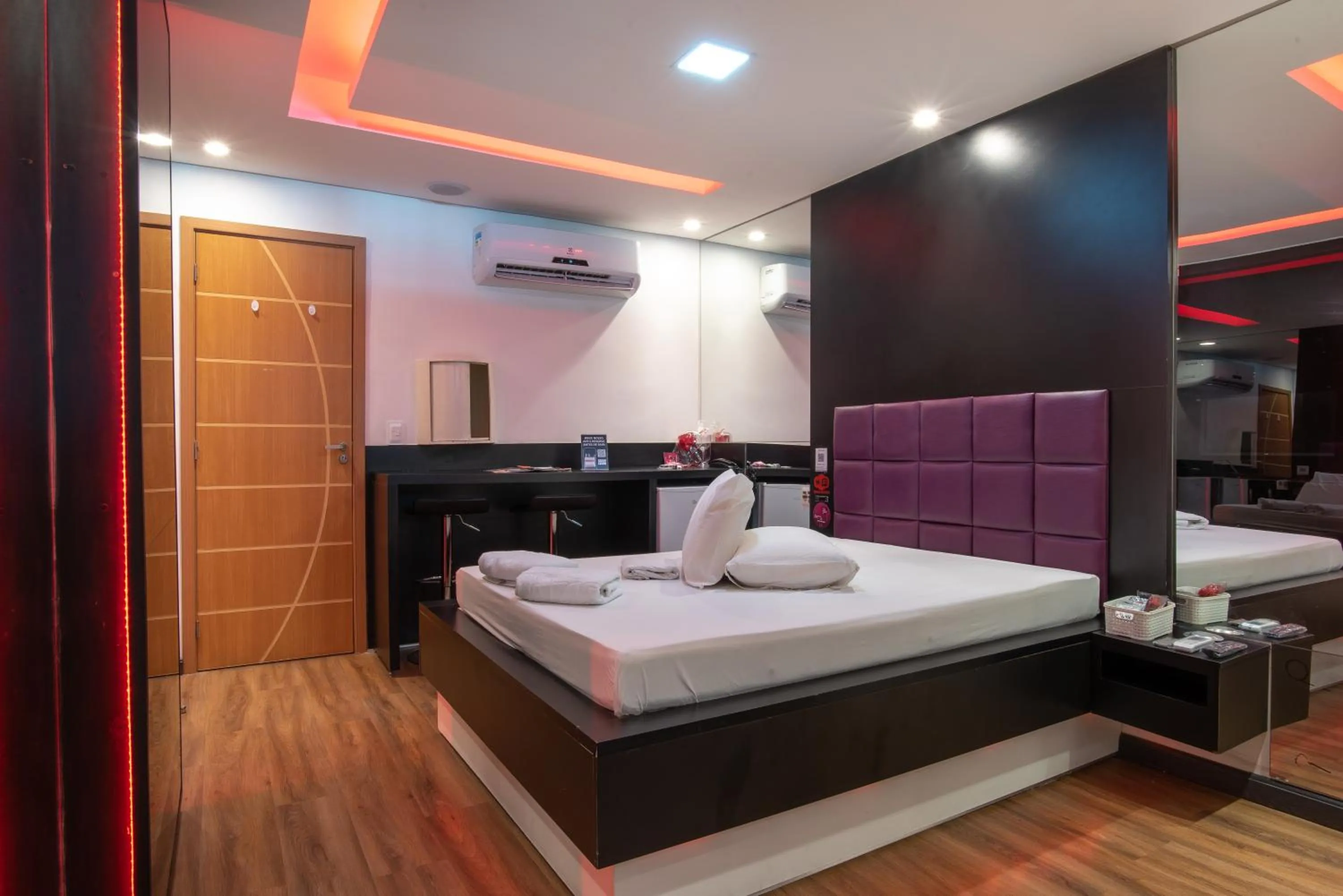 Bed in Motel fantasy 4 (adult Only)