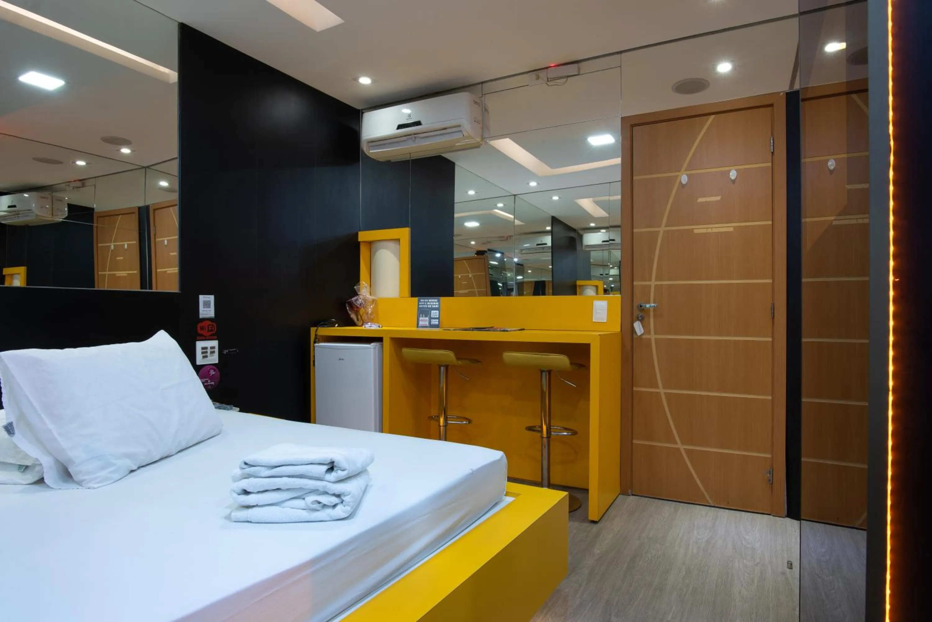 Bed in Motel fantasy 4 (adult Only)