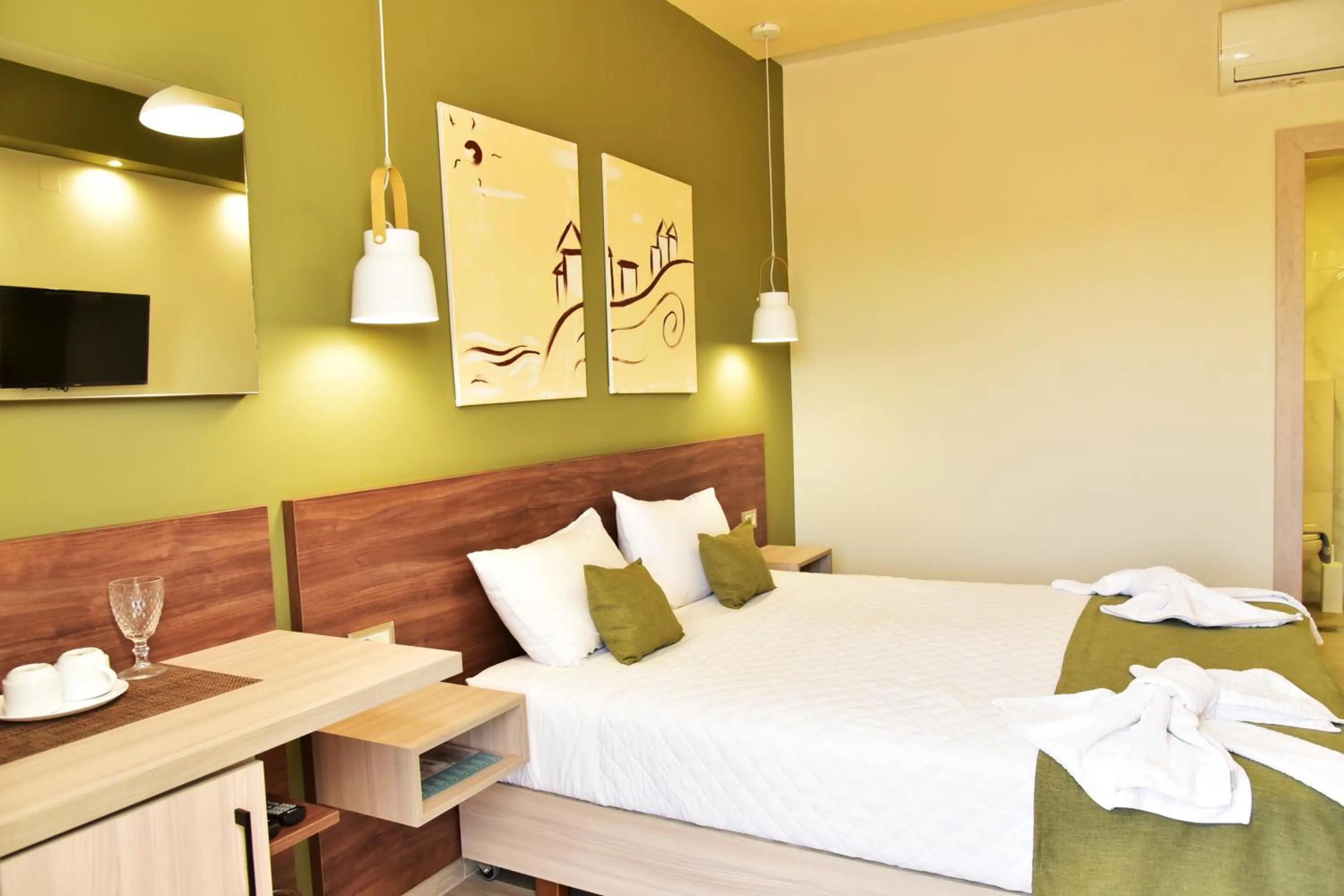 Photo of the whole room, Bed in Lafo Rooms