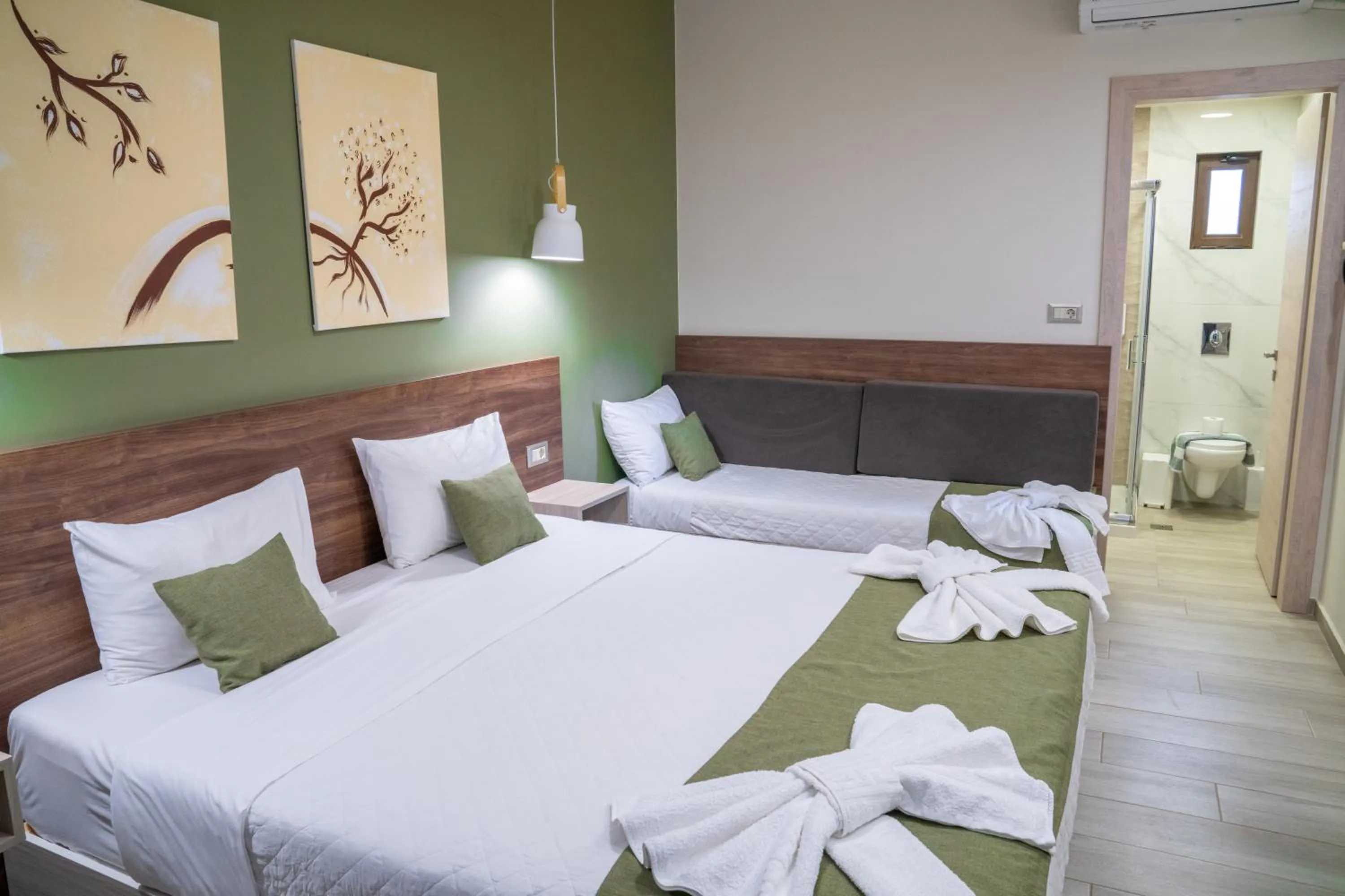 Bedroom, Bed in Lafo Rooms