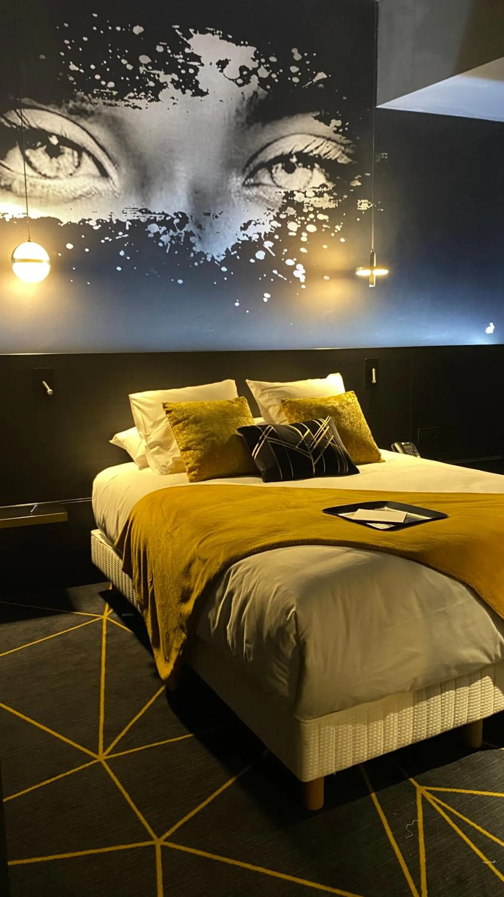 Bedroom, Bed in Hotel Leprince, Best Western Premier Collection