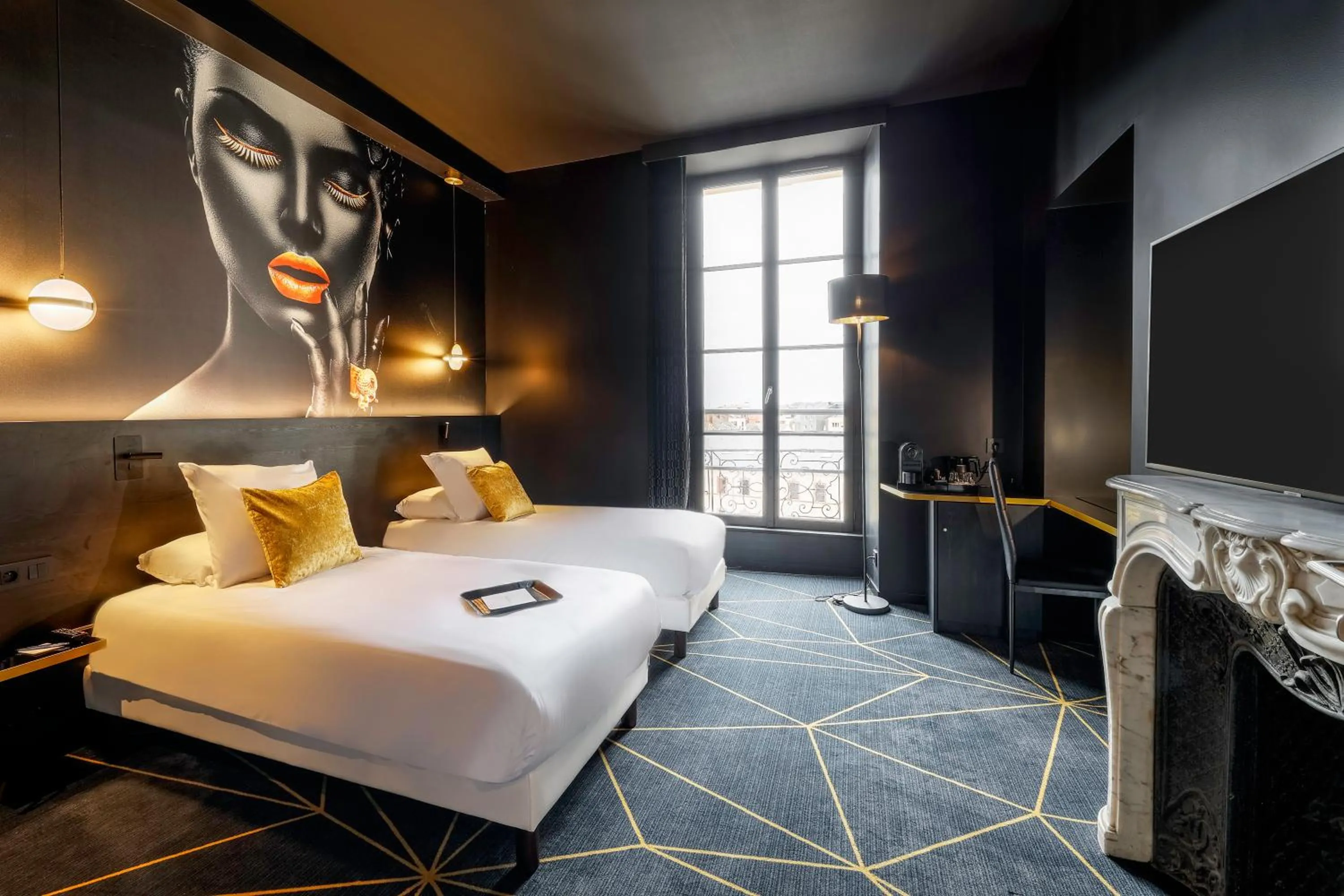 Bed in Hotel Leprince, Best Western Premier Collection