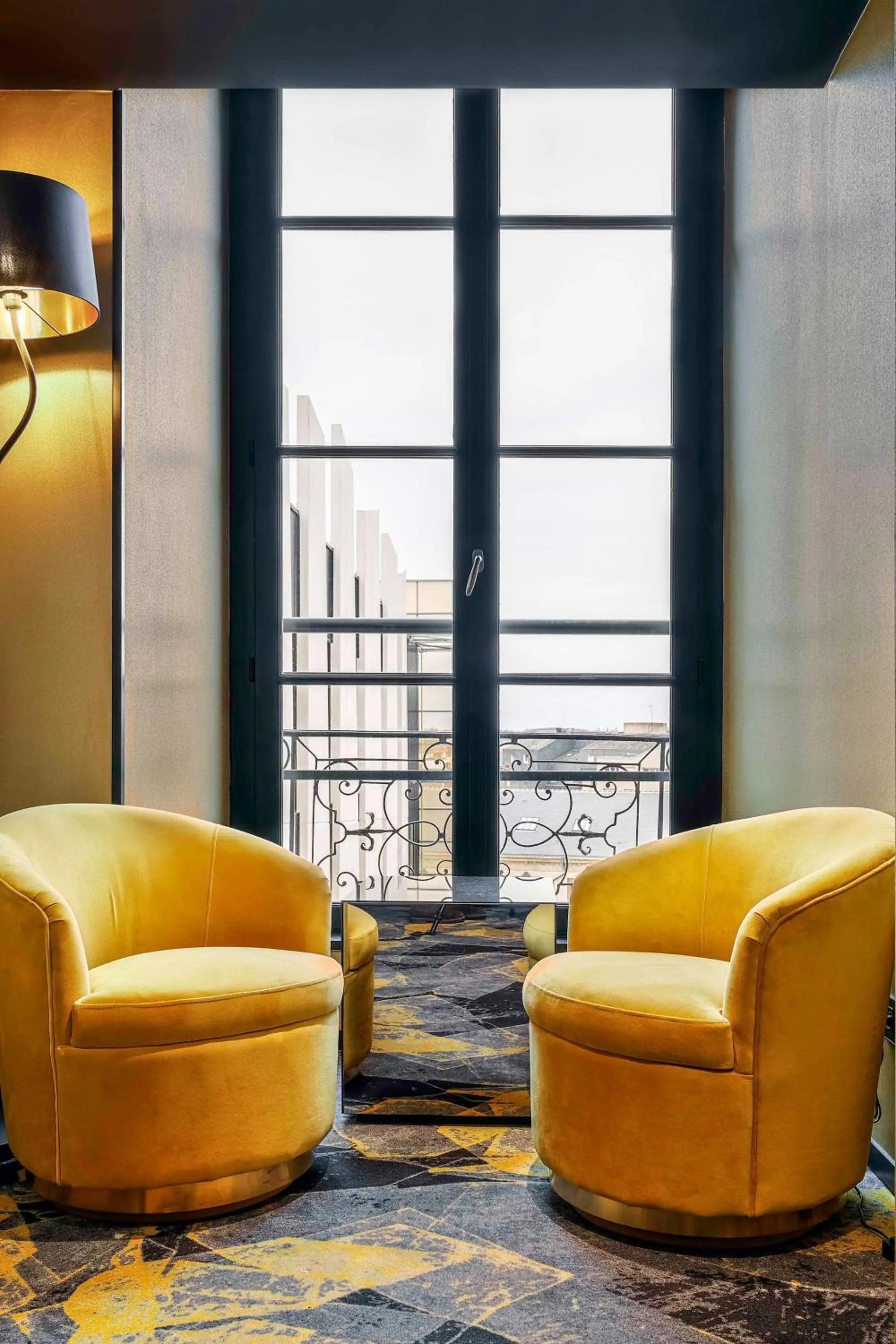 Lobby or reception in Hotel Leprince, Best Western Premier Collection