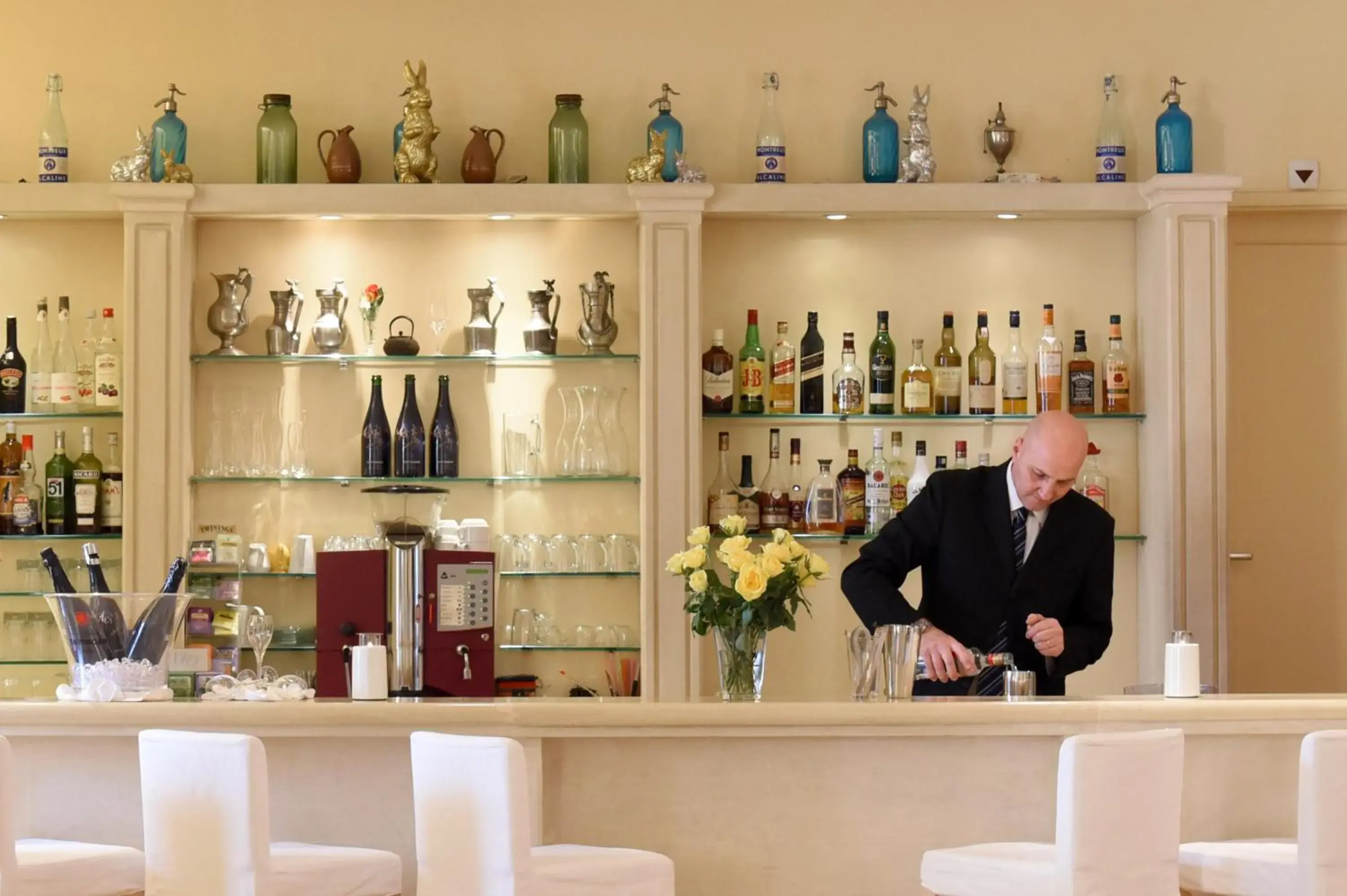 Food and drinks in Golf Hotel René Capt Food and drinks in Golf Hotel René Capt