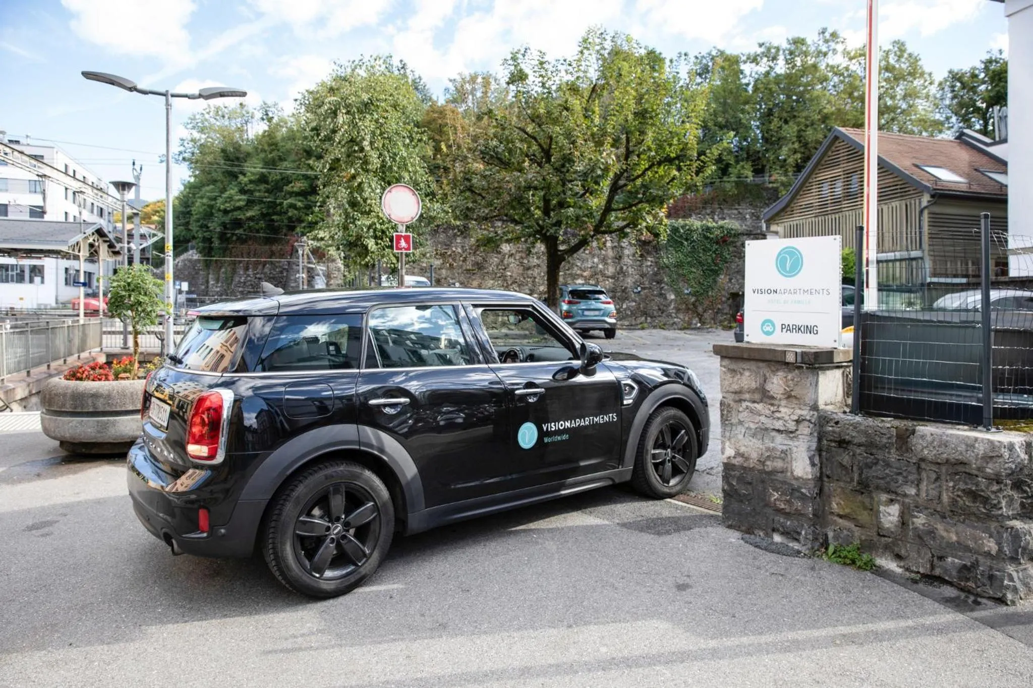 Parking in VISIONAPARTMENTS Rue des Communaux - contactless check-in