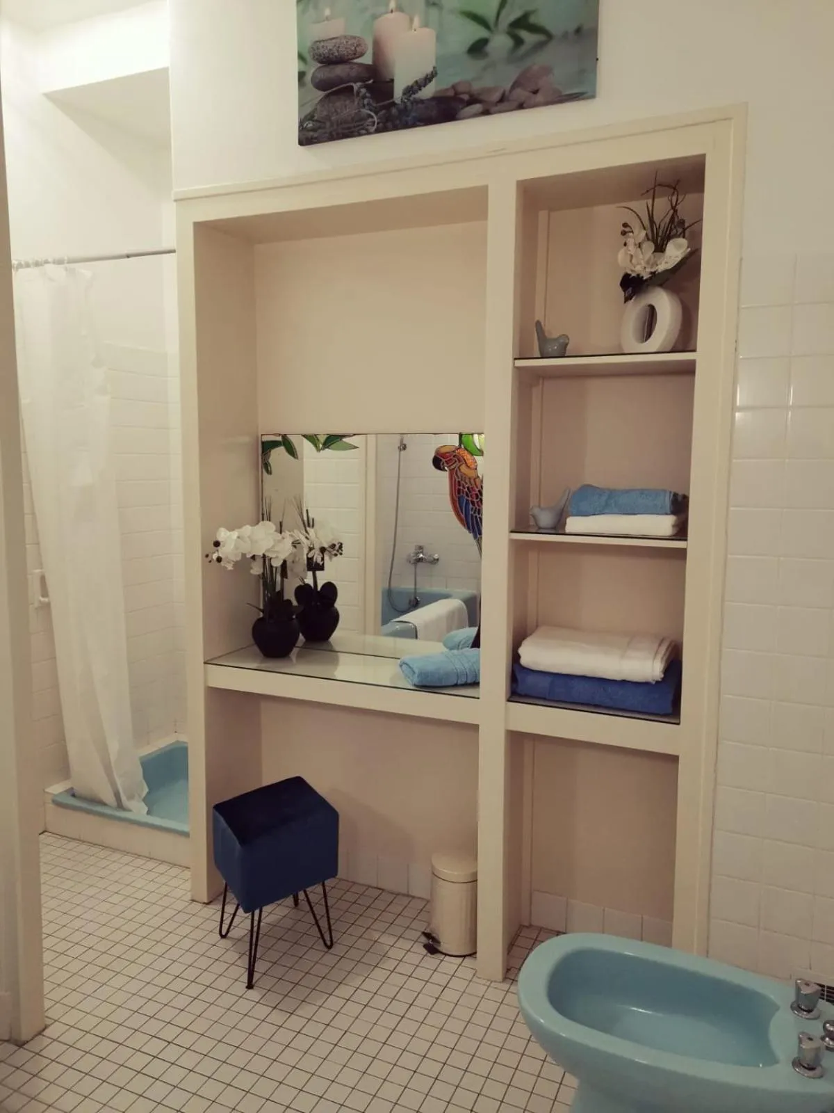 Bathroom in Aux Portes du Château