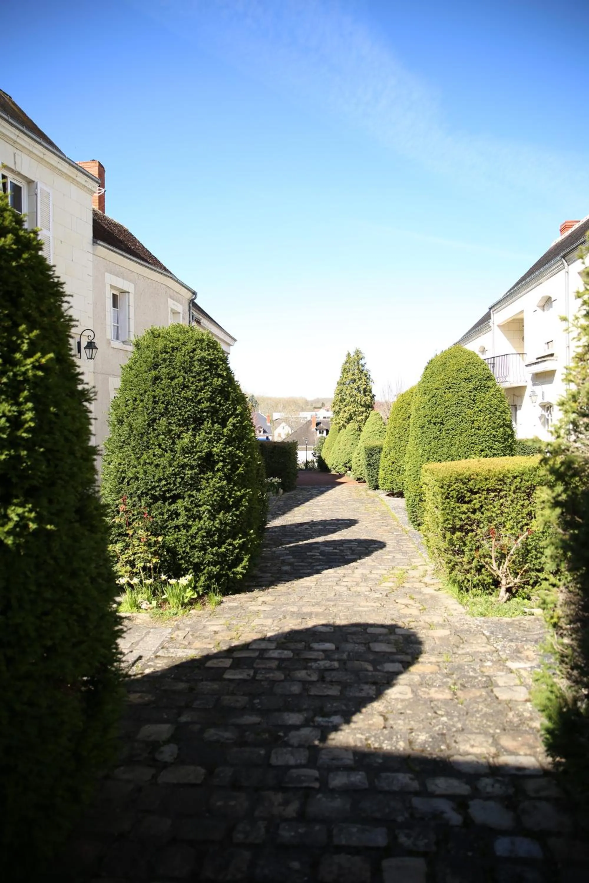 Facade/entrance in Aux Portes du Château