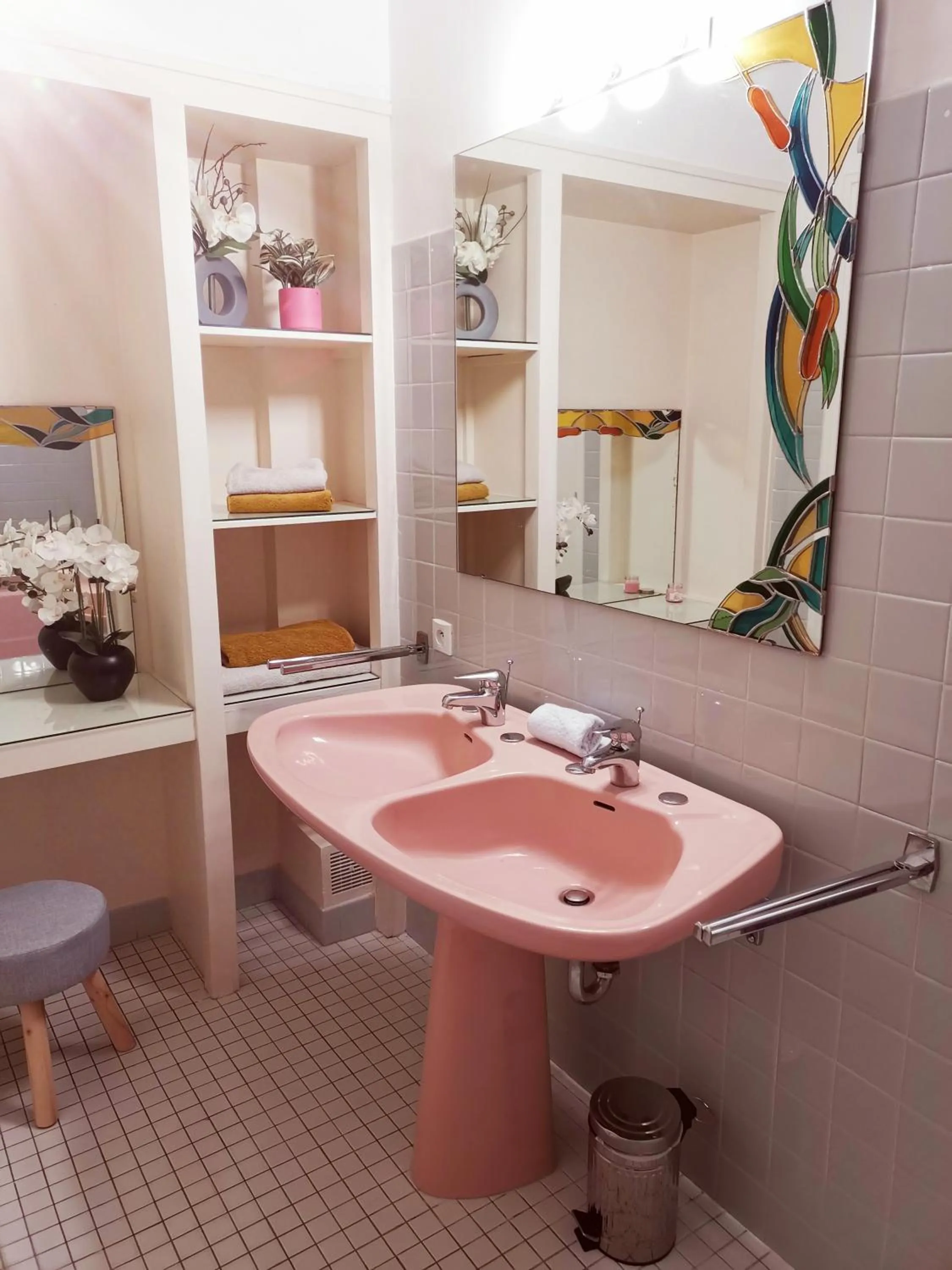 Bathroom in Aux Portes du Château