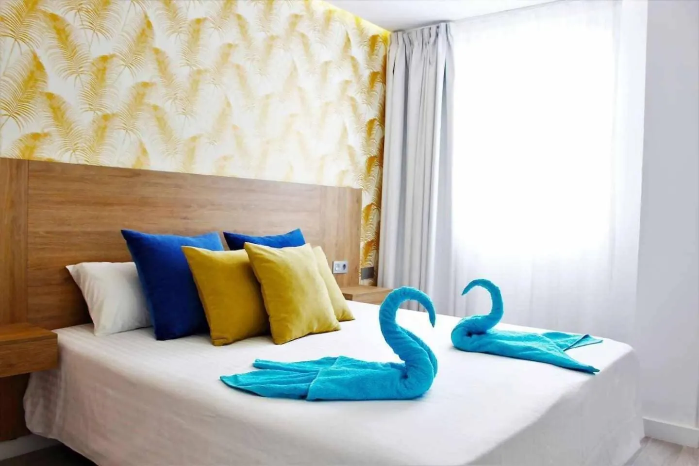 Ocean Garden Suite 212