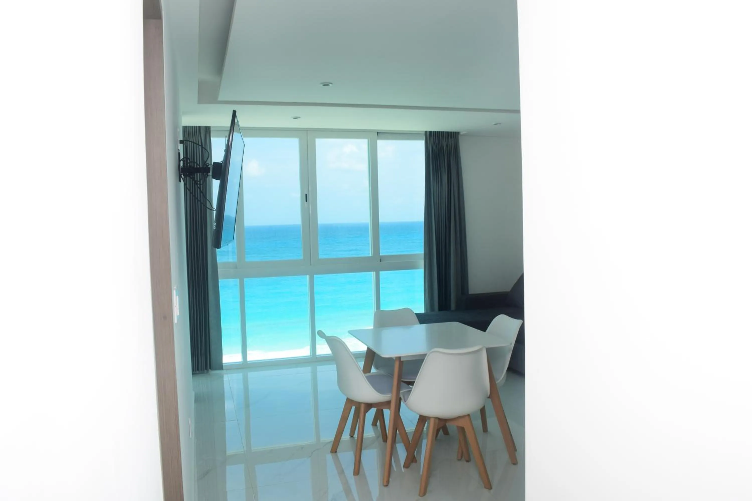 Natural landscape in Nuevo estudio a pie de playa, vistas increibles, alberca, gym jacuzi, seguridad, 3503