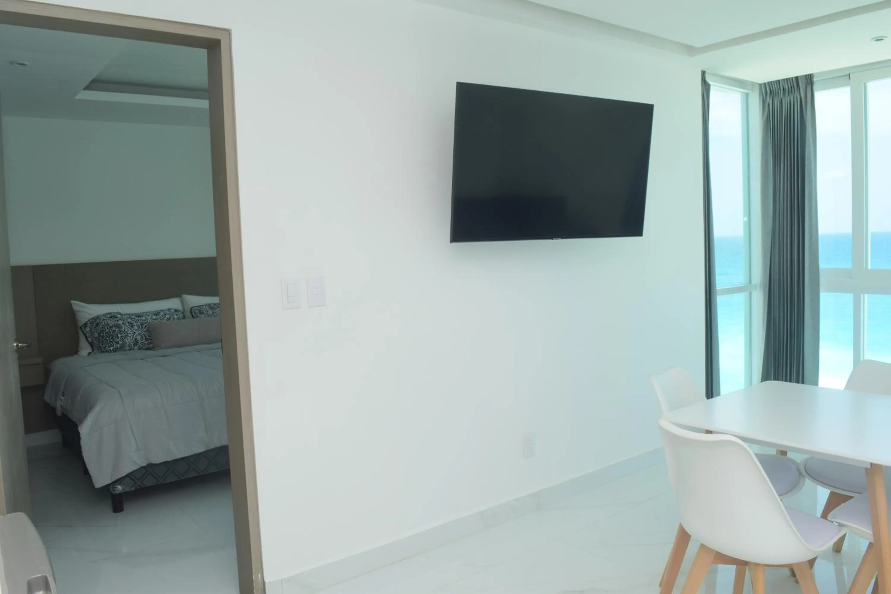 TV and multimedia, Bed in Nuevo estudio a pie de playa, vistas increibles, alberca, gym jacuzi, seguridad, 3503