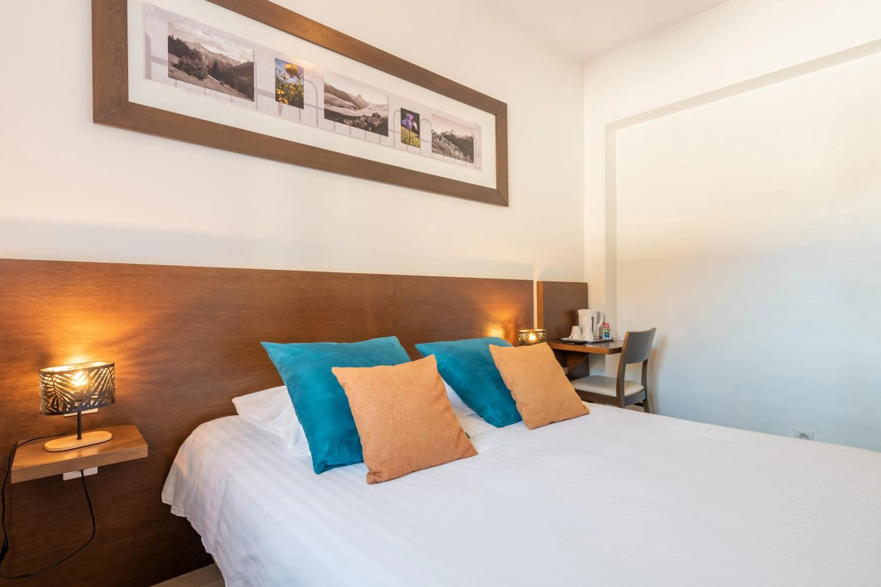 Bed in Hôtel d'Ossau