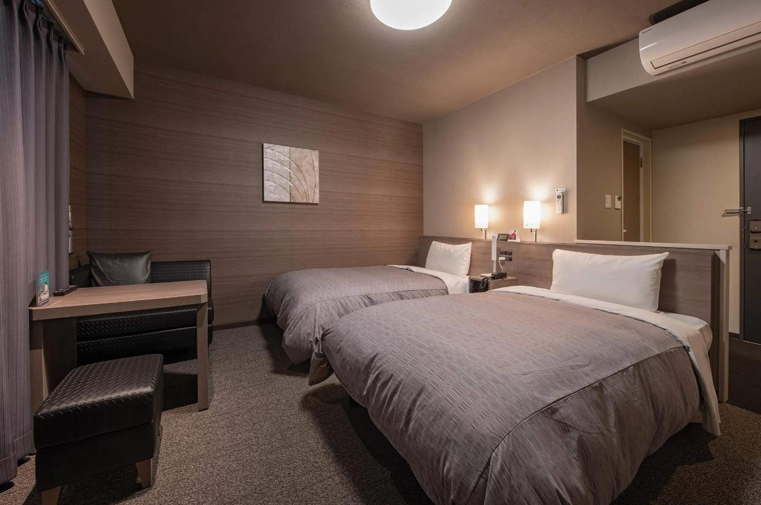 Photo of the whole room, Bed in Hotel Route-Inn Ichihara