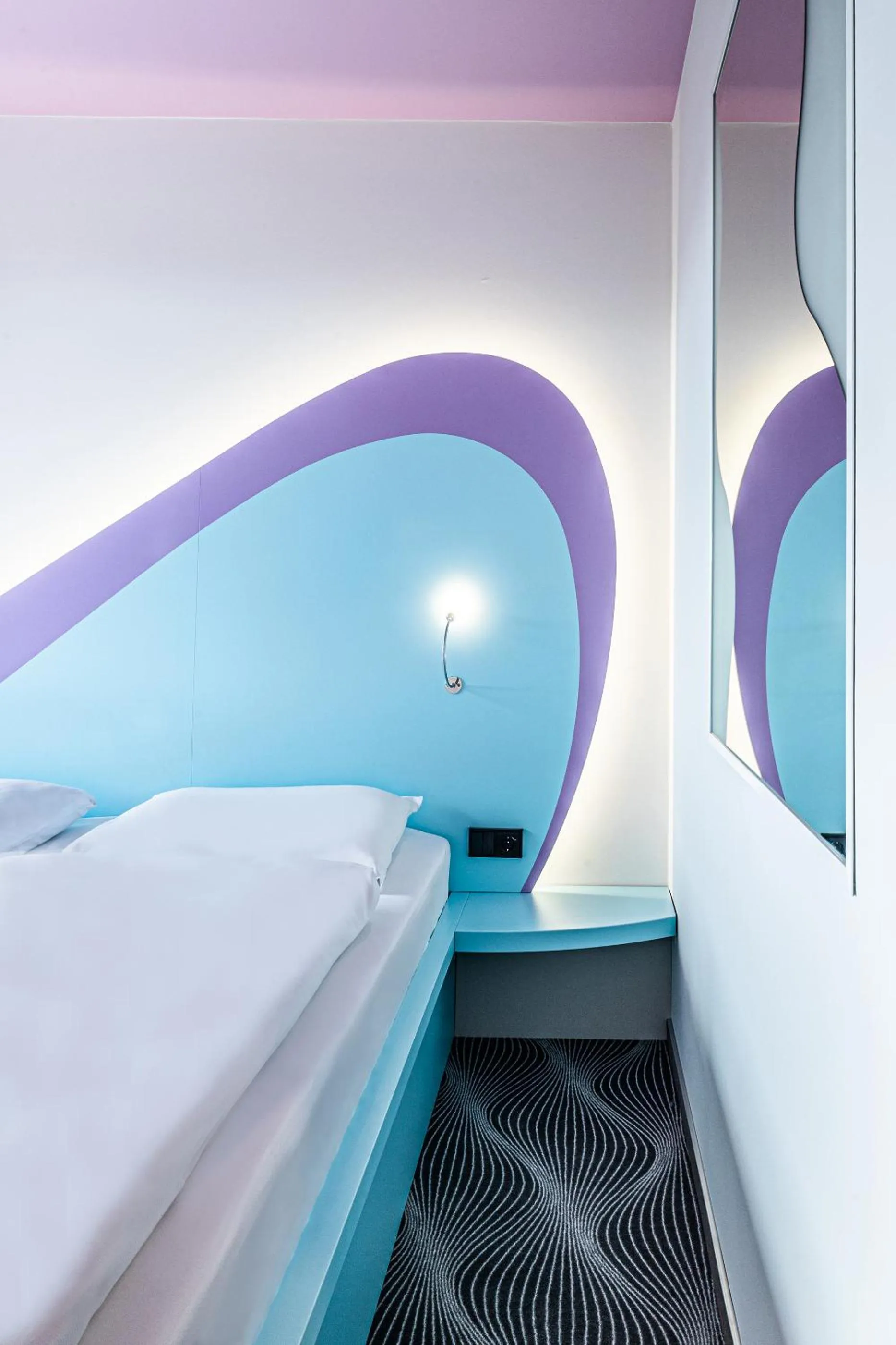 Photo of the whole room, Bed in Prize by Radisson, Rostock City