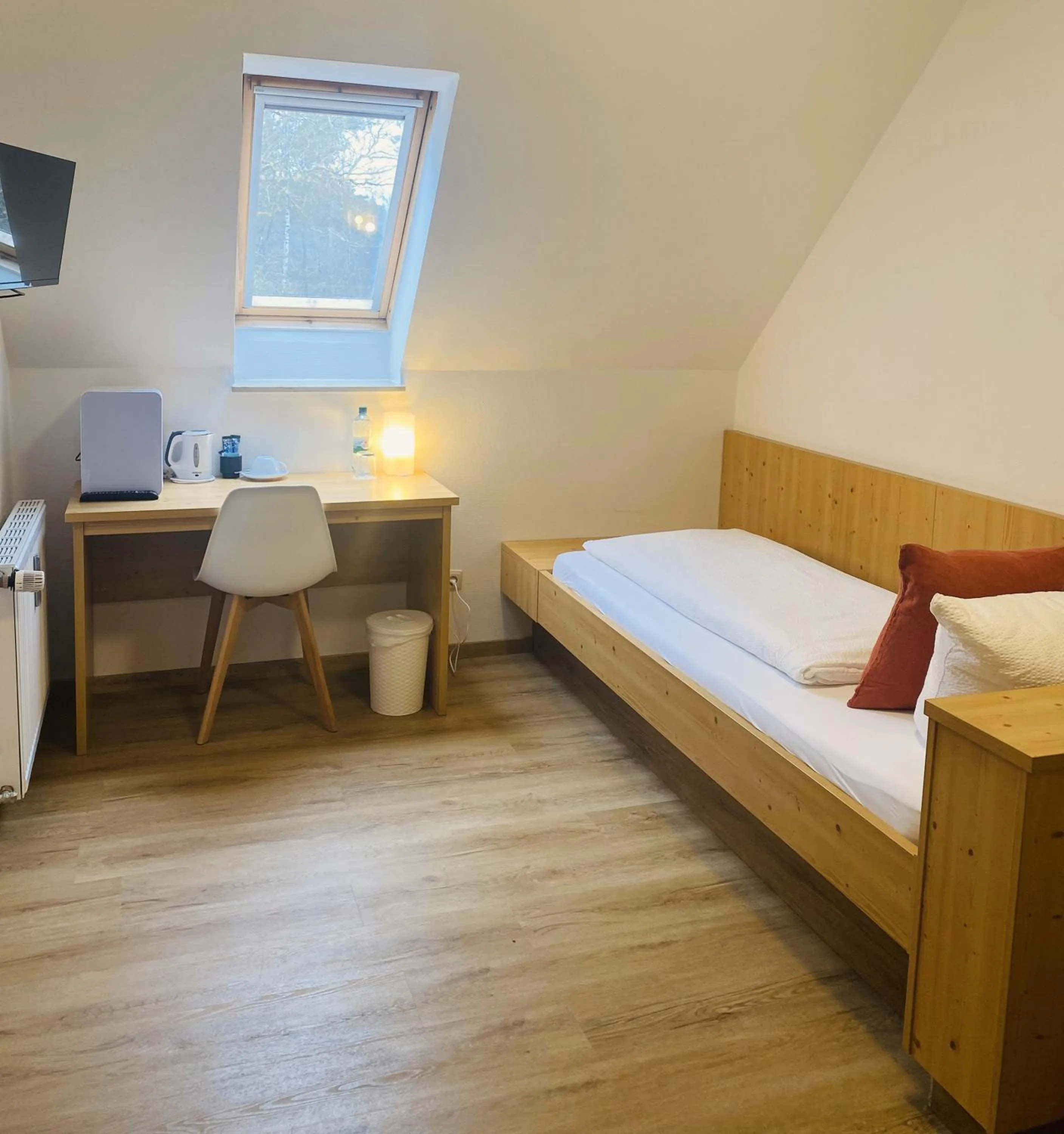 Photo of the whole room in Gasthof Wilhelm Tell Fremdenzimmer