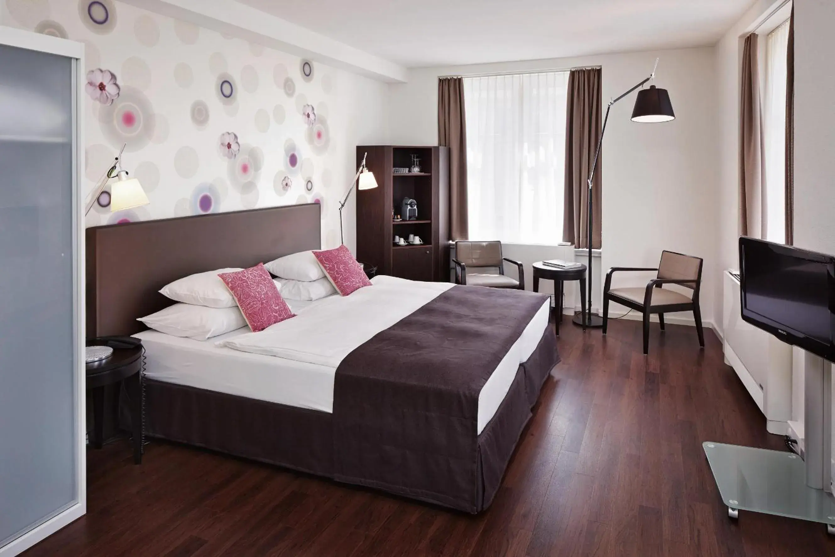 Bed in Sorell Hotel Rütli Niederdorf Zürich Bed in Sorell Hotel Rütli Niederdorf Zürich