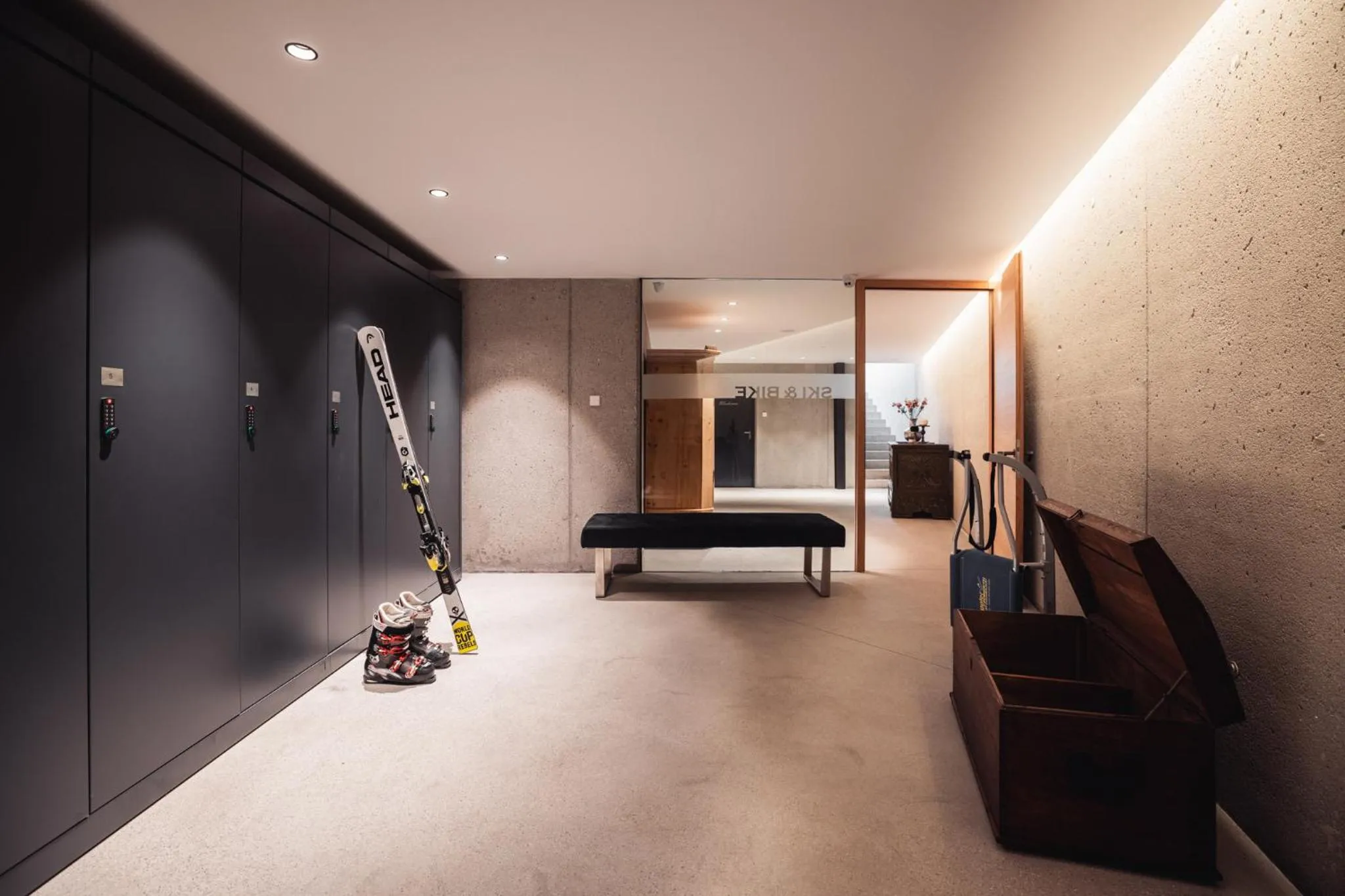 microwave, Bed in Castel Maurn Dolomites