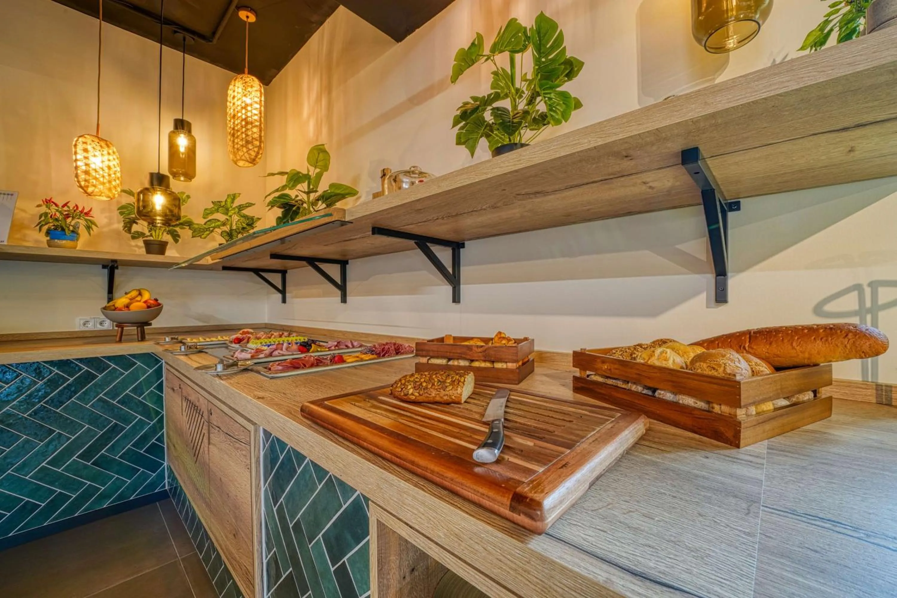 Restaurant/places to eat in NinetyNine Augsburg