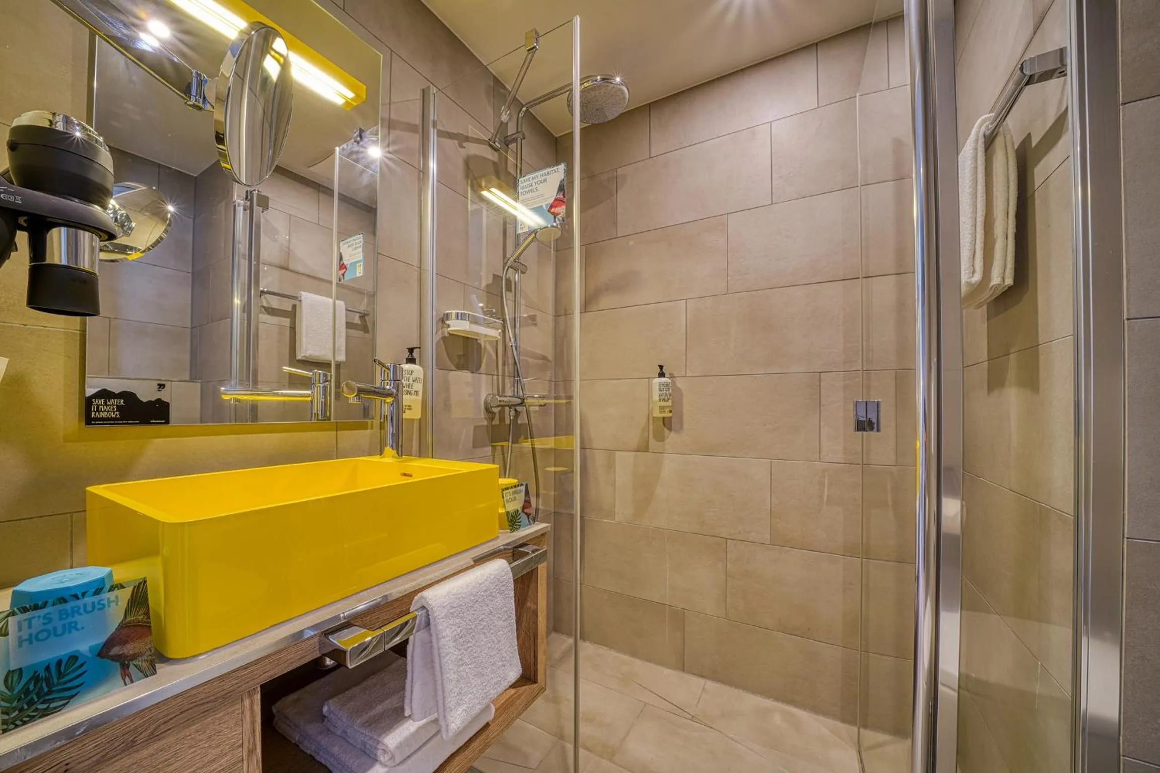 Bathroom in NinetyNine Augsburg