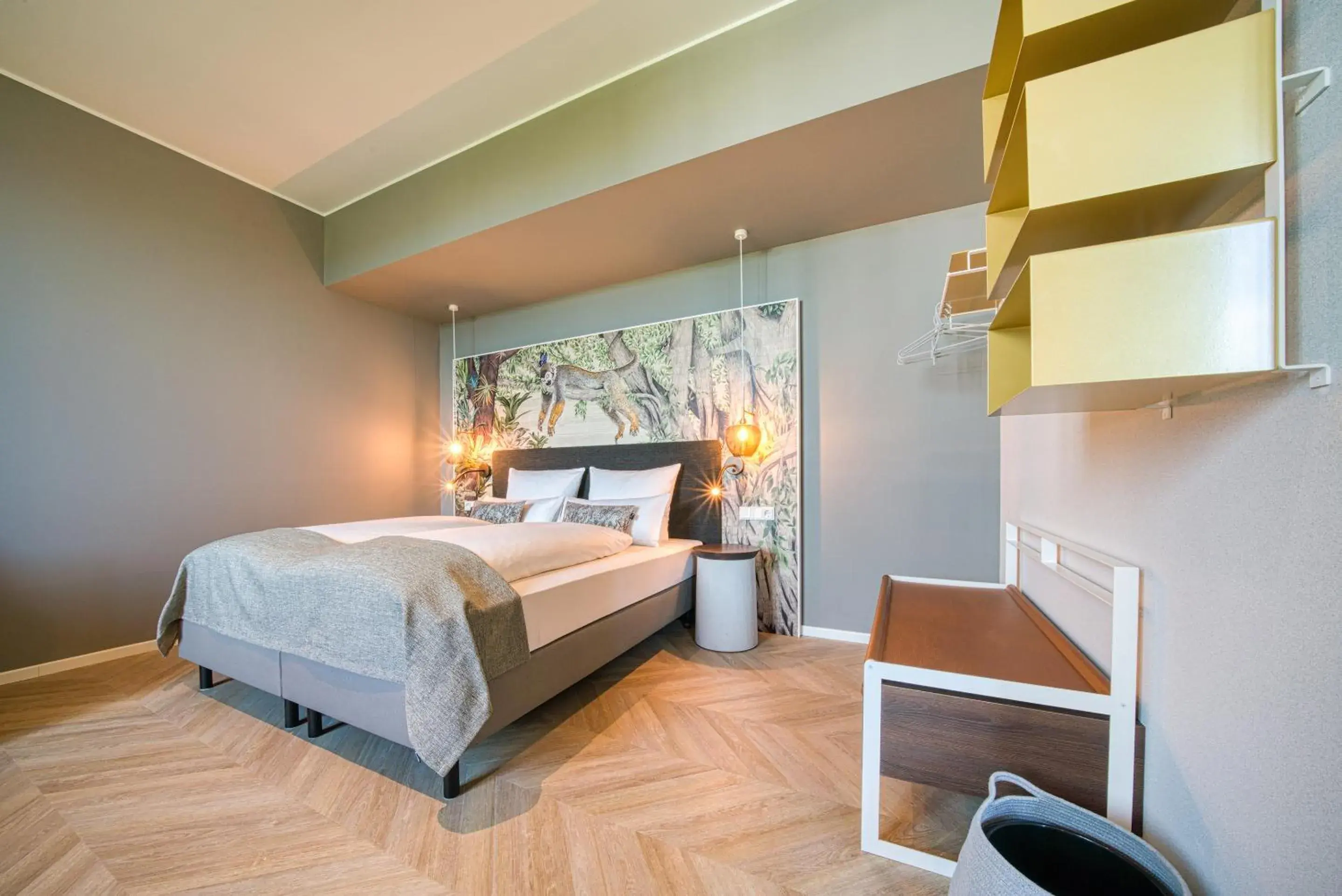 Photo of the whole room, Bed in NinetyNine Augsburg Photo of the whole room, Bed in NinetyNine Augsburg