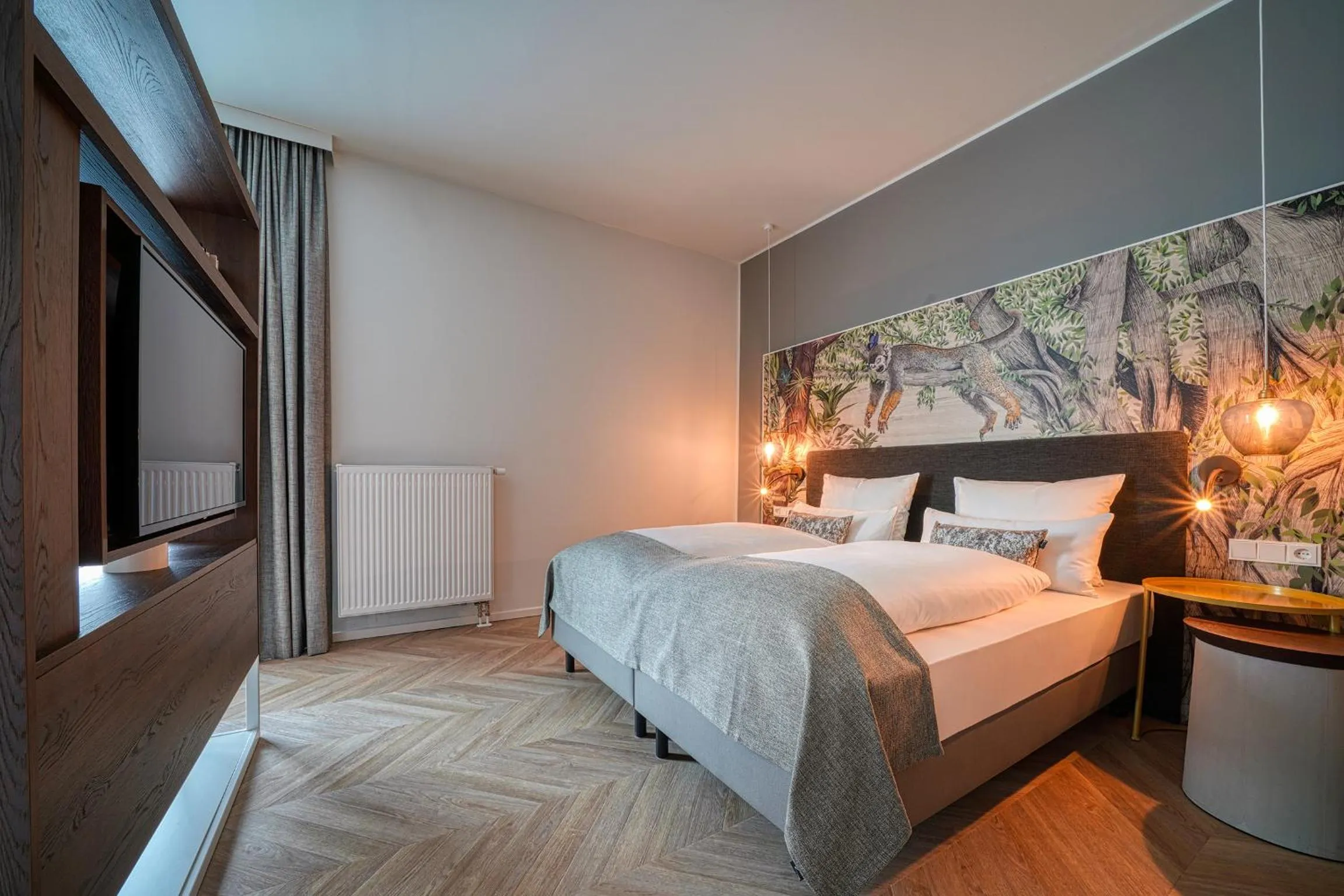 Photo of the whole room, Bed in NinetyNine Augsburg