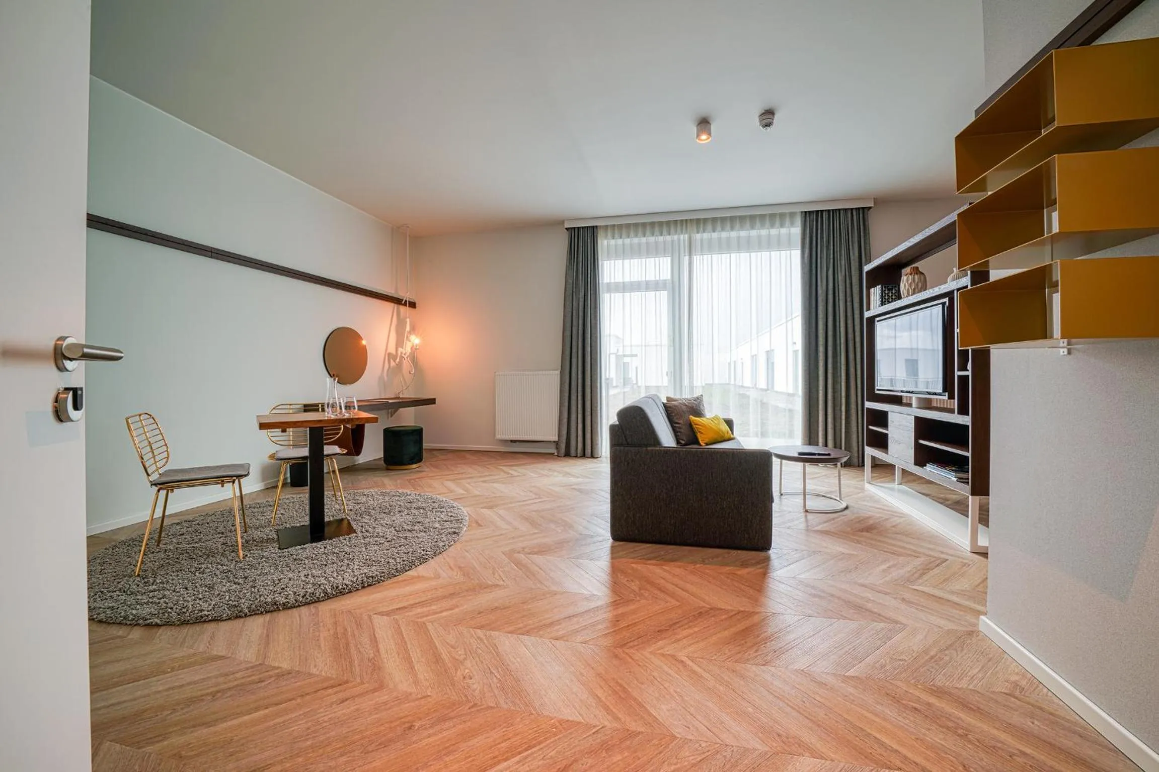 Photo of the whole room in NinetyNine Augsburg