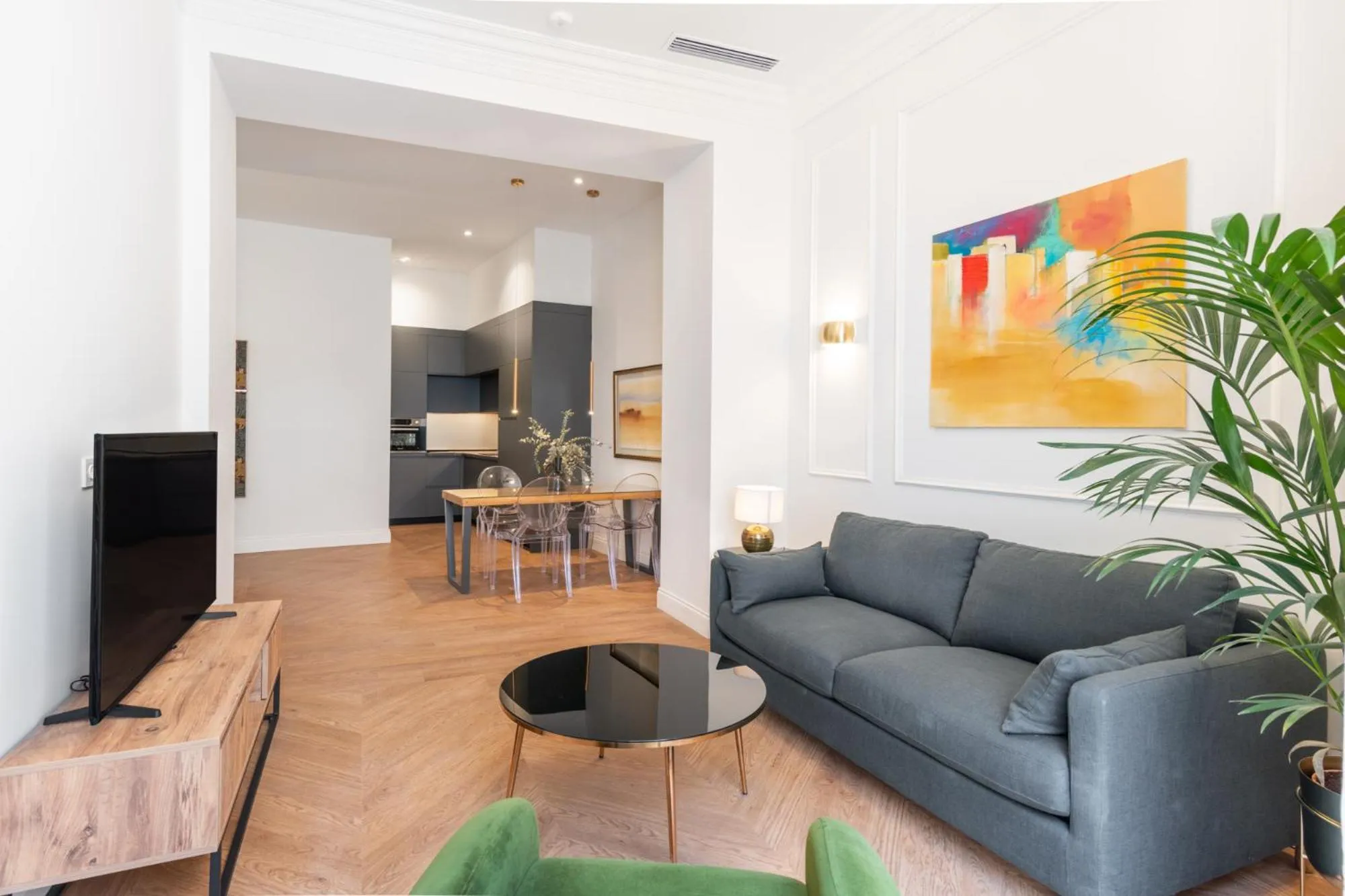 Photo of the whole room in Be Mate Málaga Centro