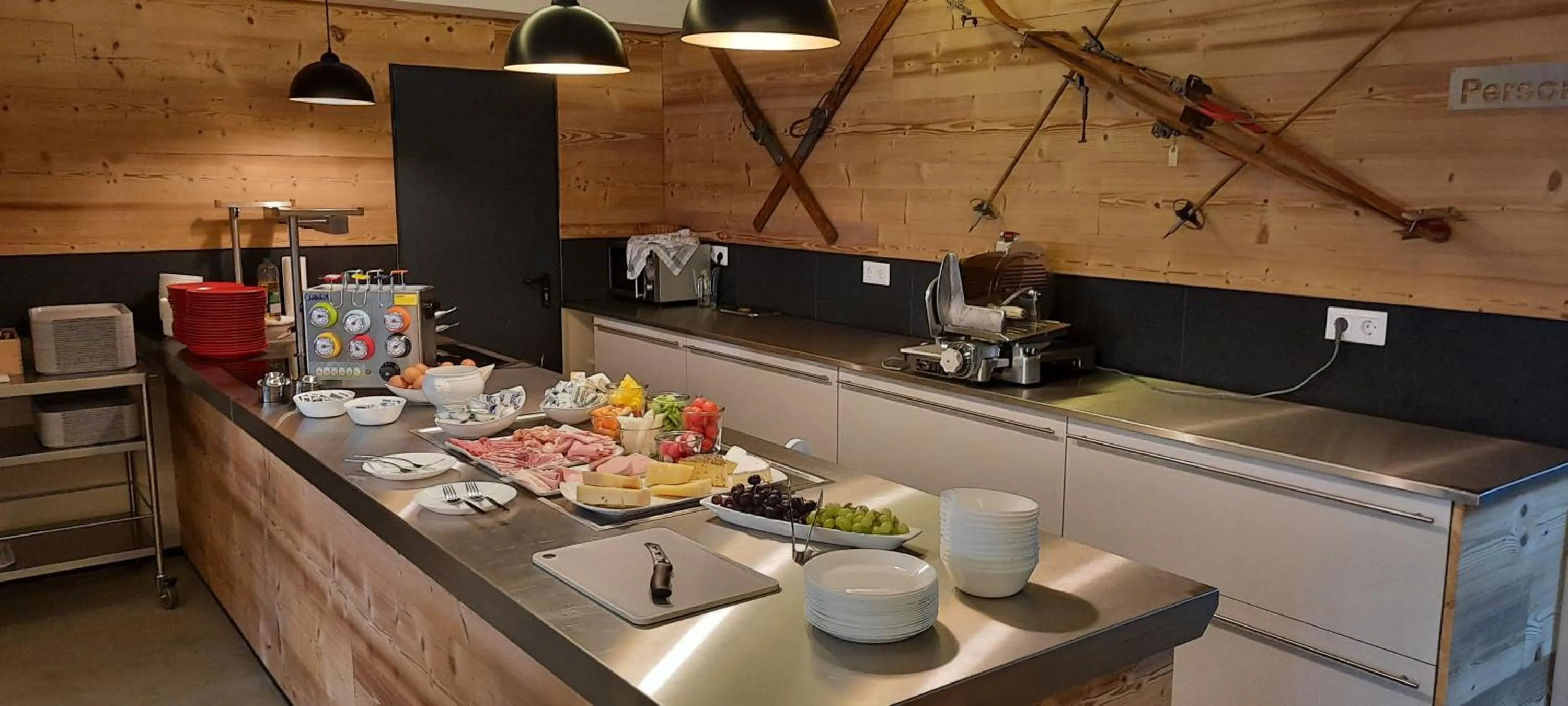 Buffet breakfast in Apartmenthotel Oberstdorf