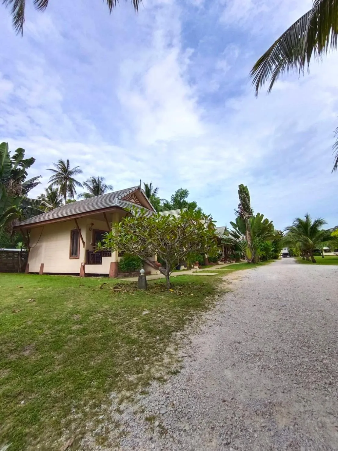 Chaithalay Khanom Resort