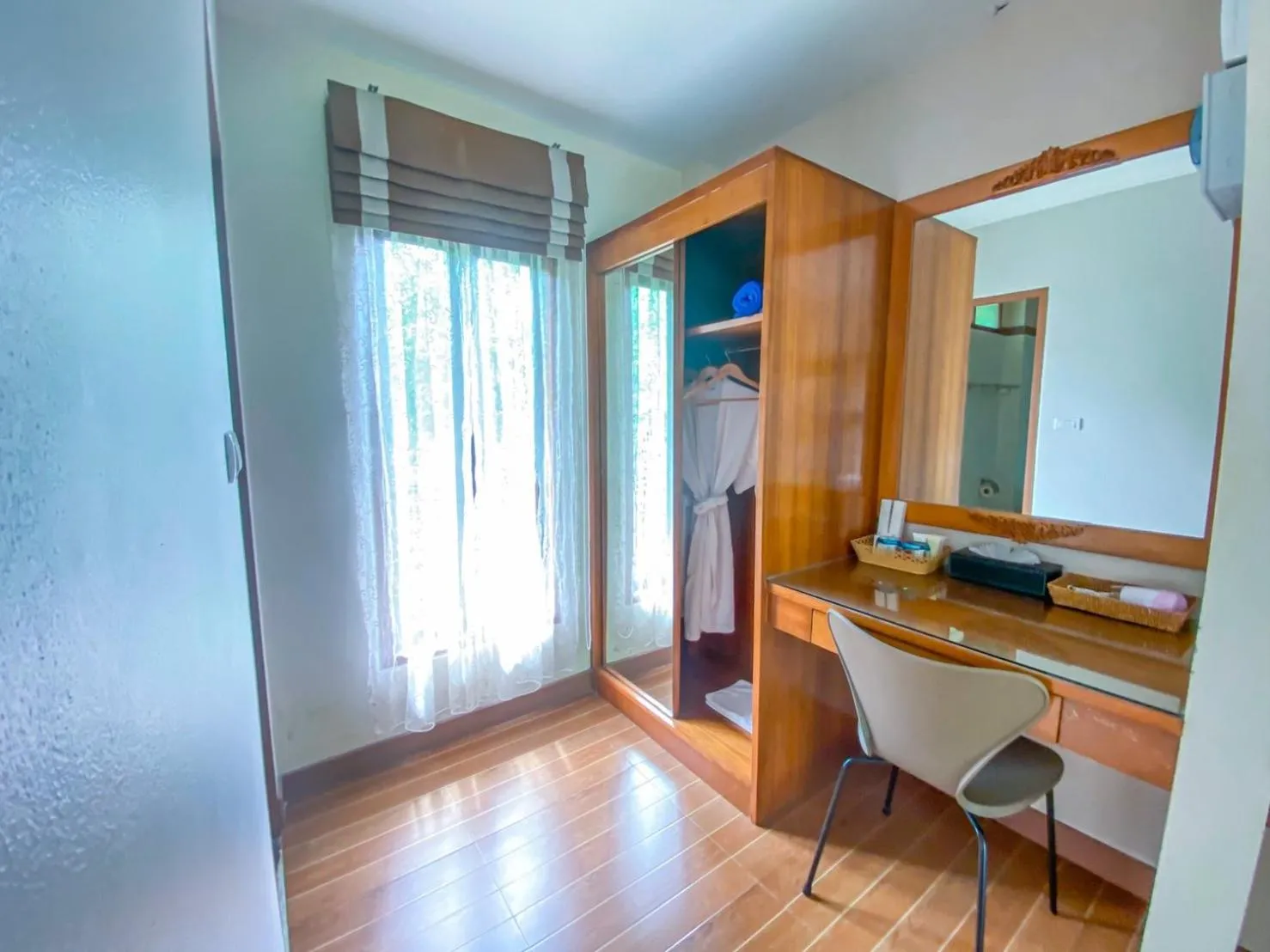 Chaithalay Khanom Resort