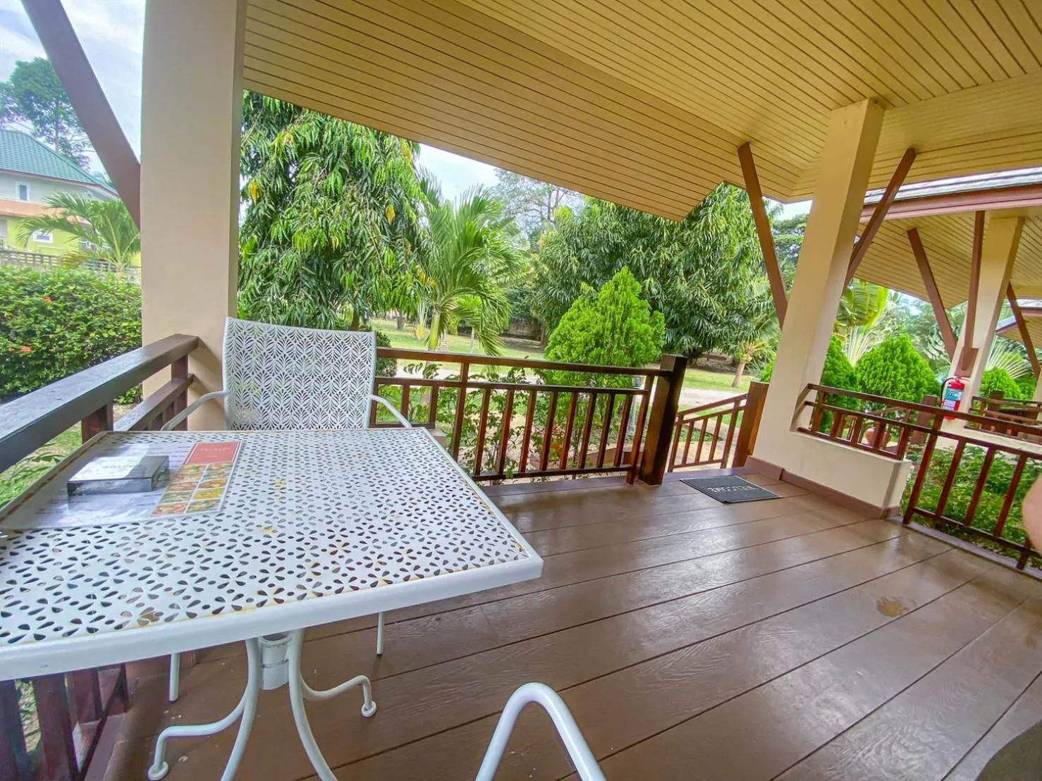 Chaithalay Khanom Resort