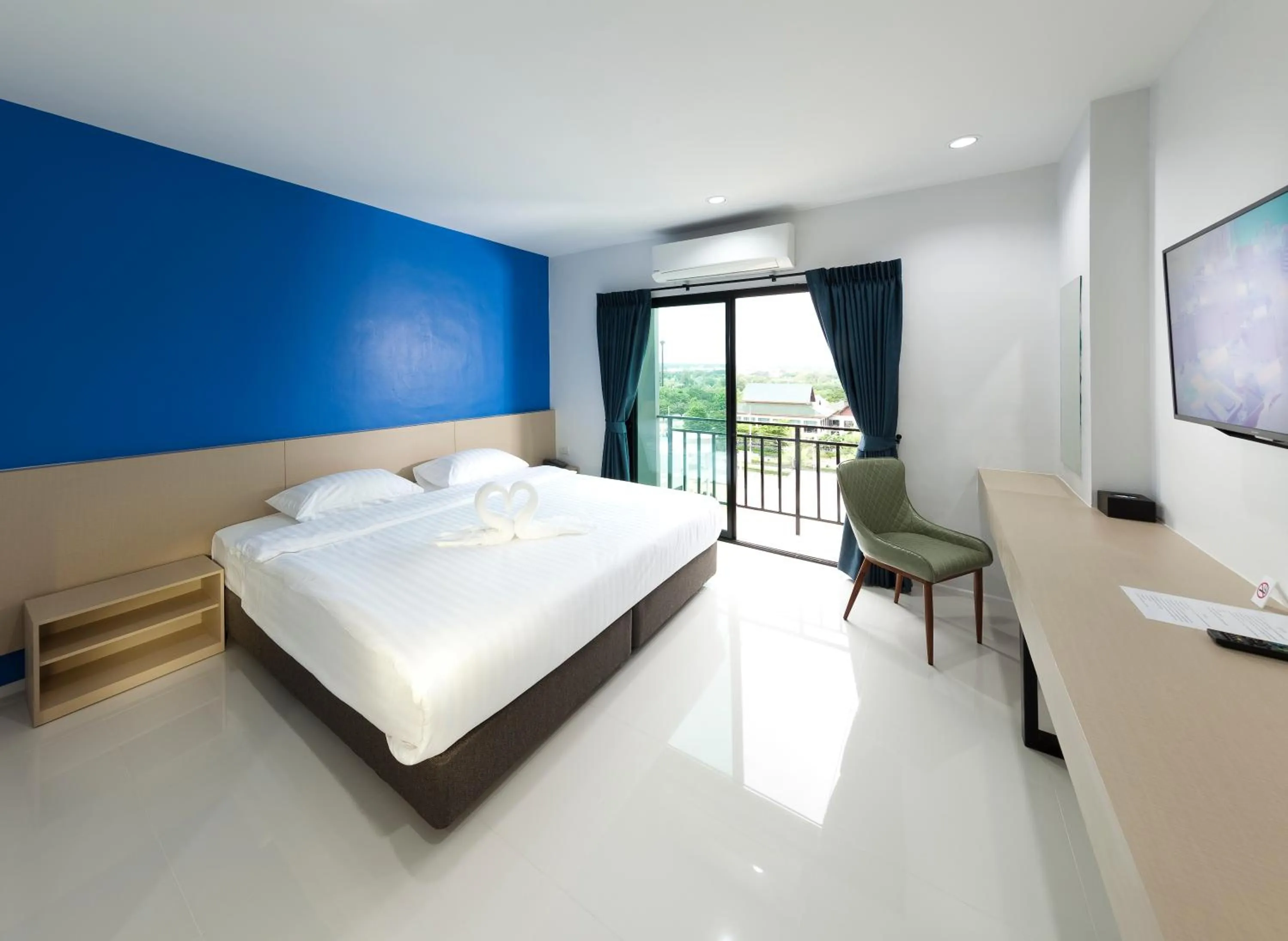 Photo of the whole room, Bed in B Hotel